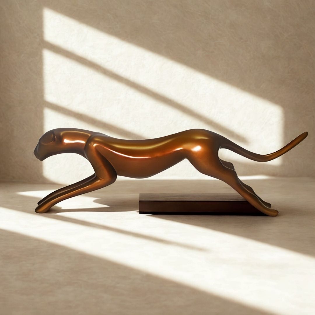 ESCULTURA PUMA SOLO RESINA DOURADO MODALI DESIGN