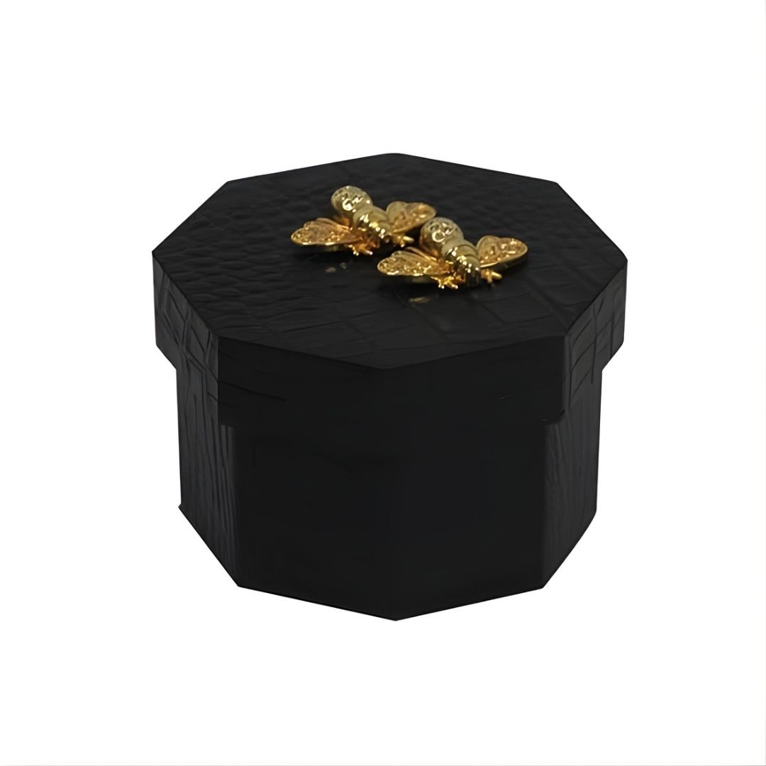 CAIXINHA ABELHAS COURO PRETO/DOURADO MODALI DESIGN
