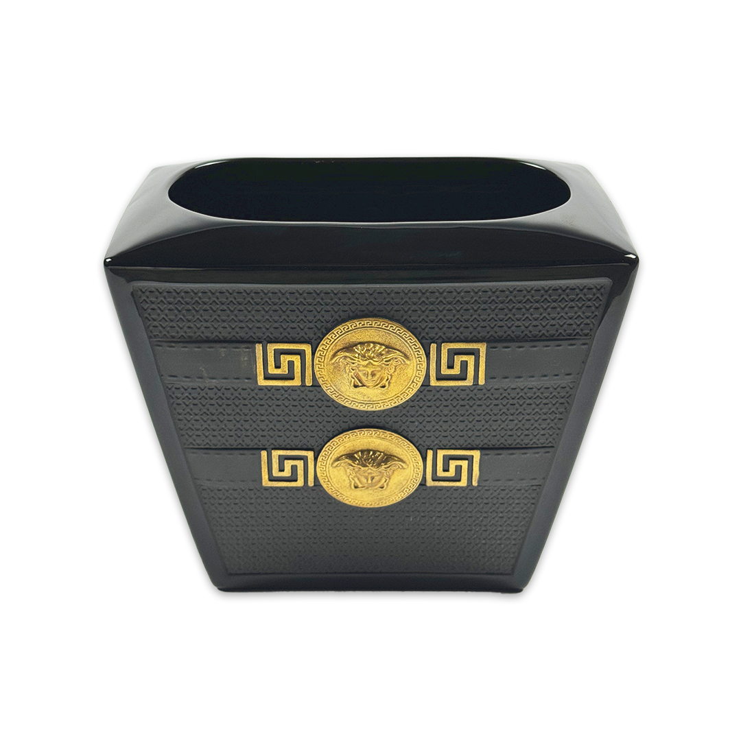 VASO VERSACE SIGNATURE PRETO/DOURADO PORCELANA