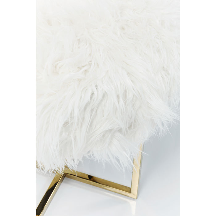 PUFF BRANCO PELUDO PES DOURADO