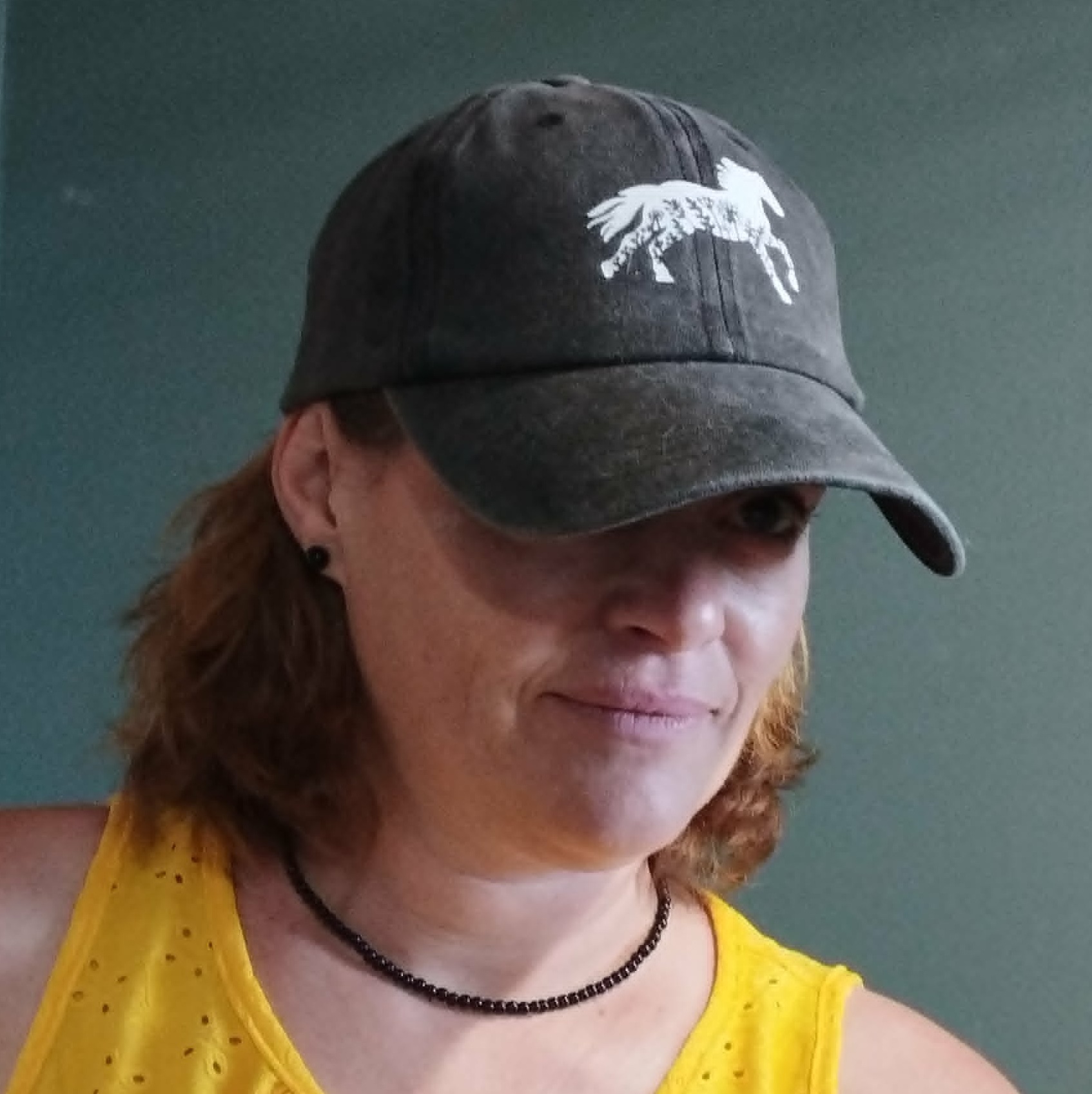 Casquette motif cheval ou chat