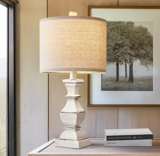 20.5" Farmhouse Table Lamp, Vintage Bedside Lamps for Bedroom, Rustic Small End Table Lamps for Living Room, Traditional Nightstand Desk Lamps Distressed Washed White, Suitable for Small Place