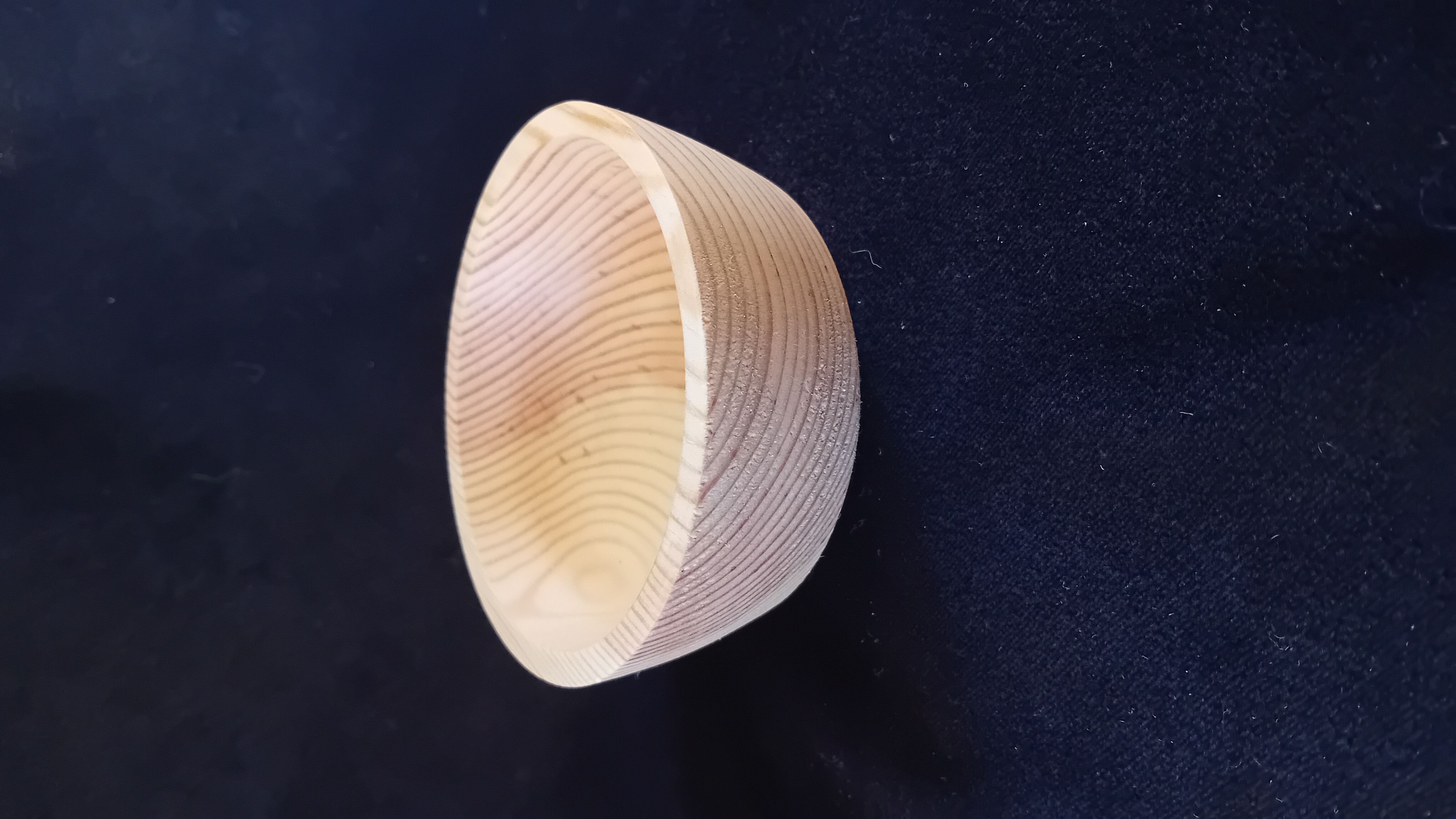 Small pine bowl with tapered base