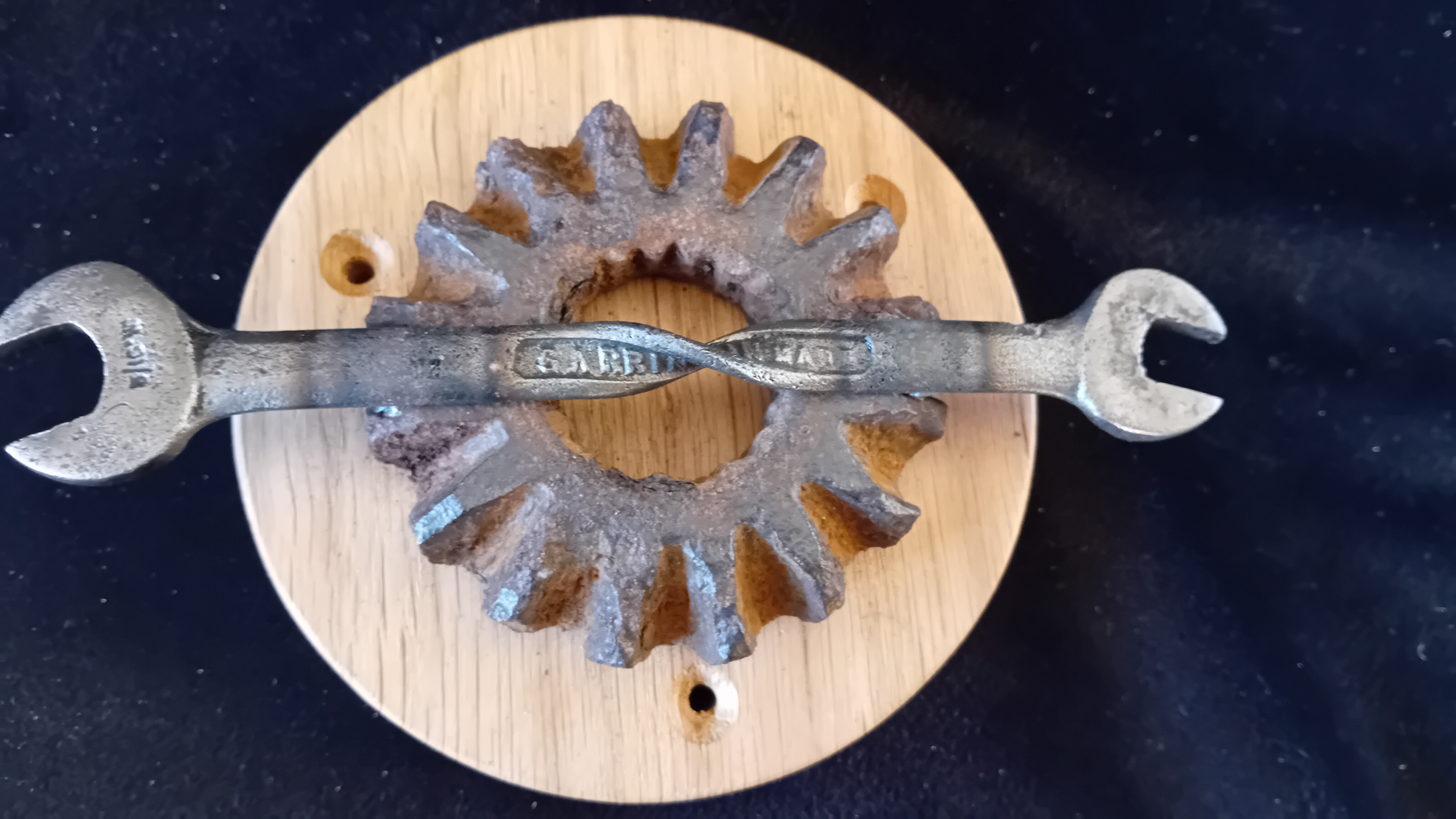 Spanner and cog hooks