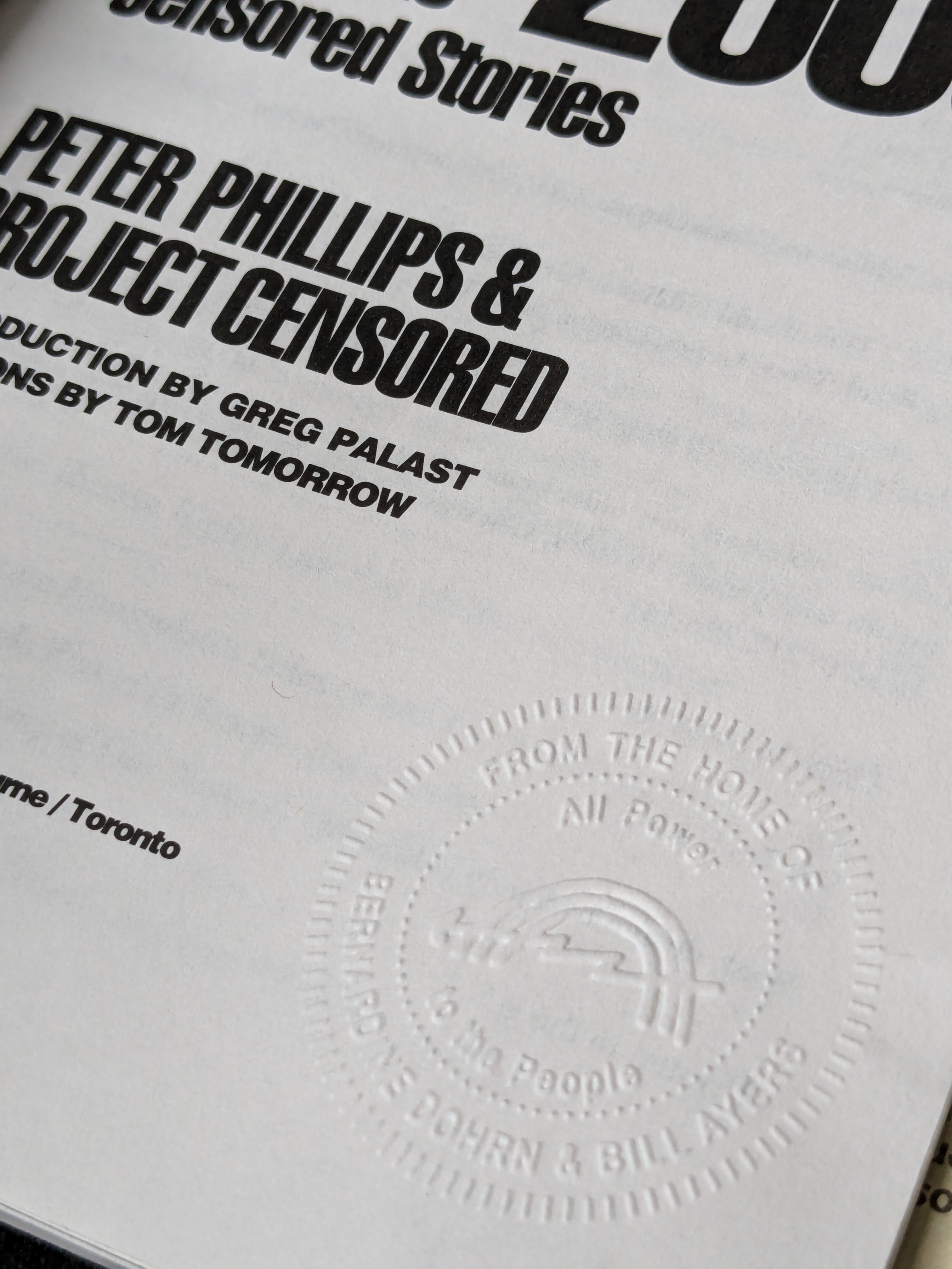 Censored 2005: The Top 25 Censored Stories by Peter Phillips and Project Censored (2004)