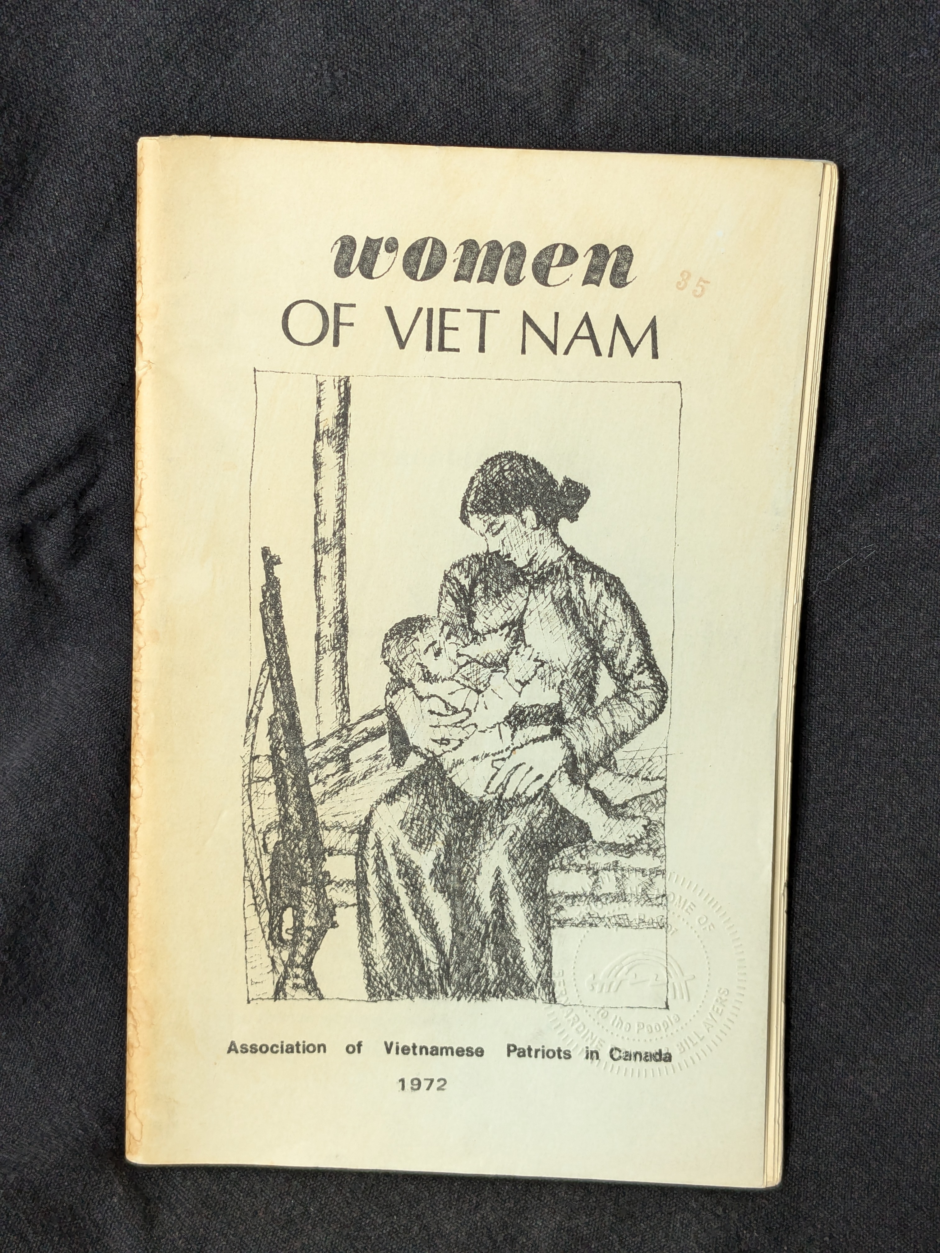 Women of Viet Nam by Association of Vietnamese Patriots in Canada (1972)