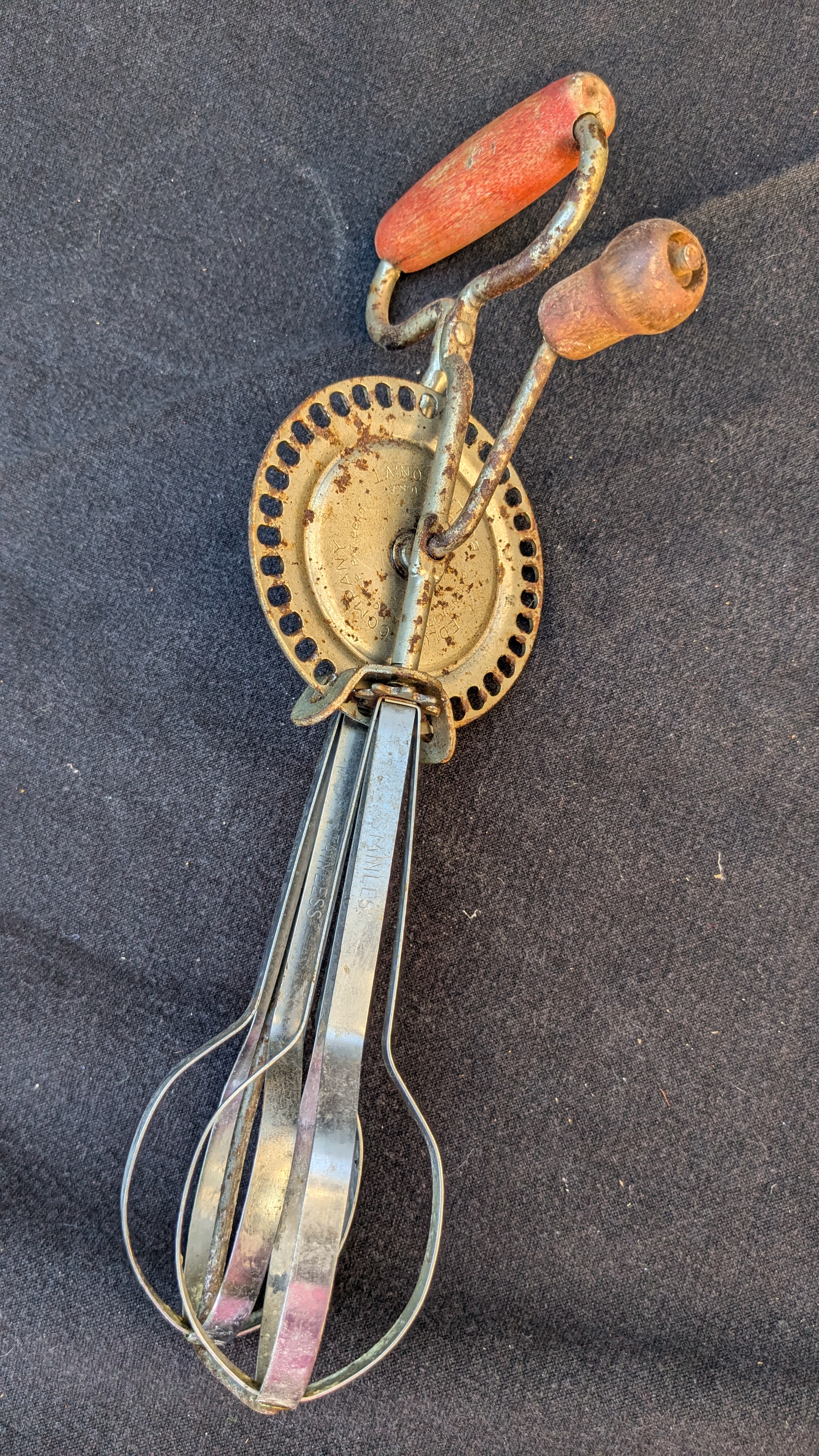 Hand-Crank Egg Beater / Mixer – – From the Personal Collection of Bill Ayers & Bernardine Dohrn