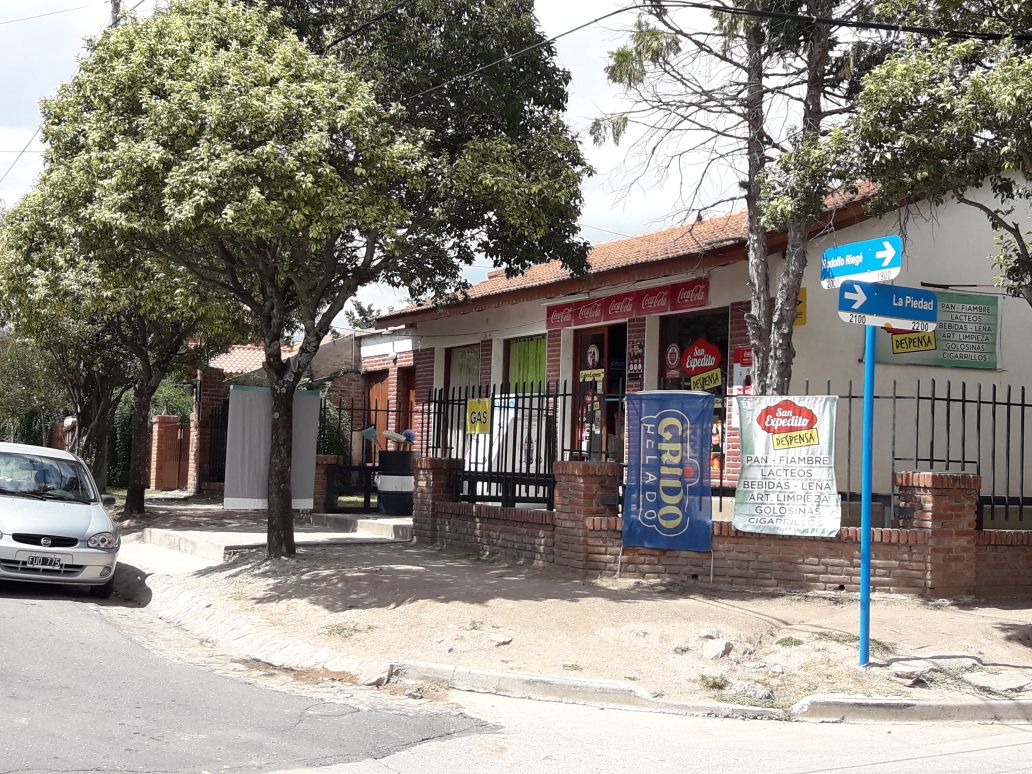Mina Clavero Departamento y Local