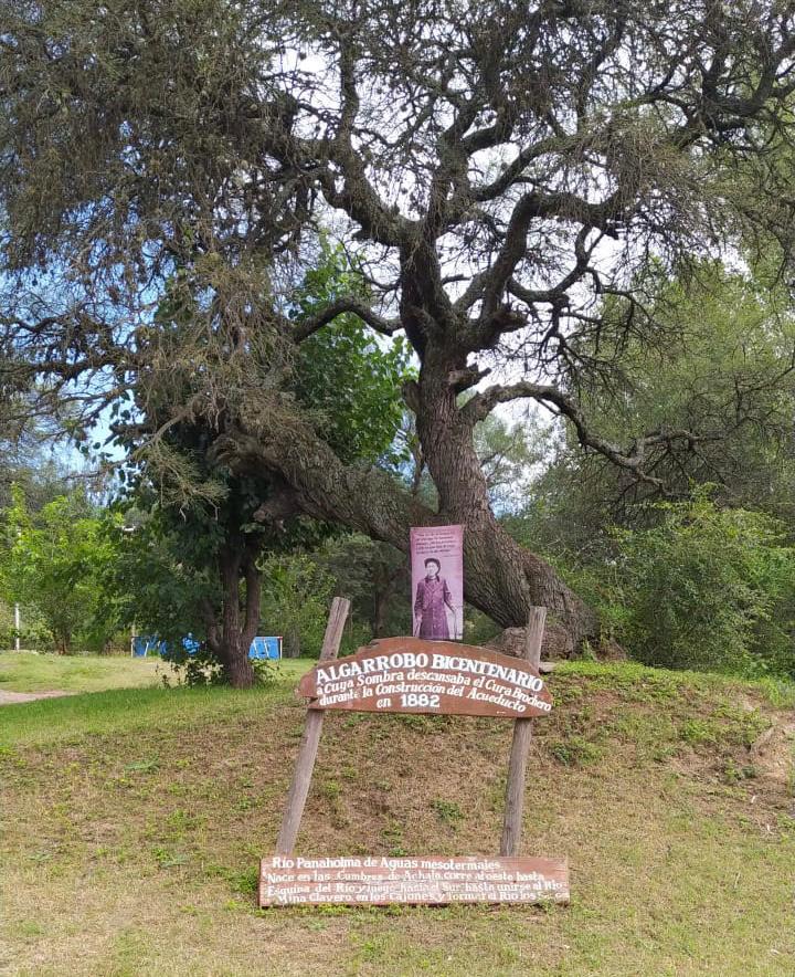 Villa Cura Brochero - Camping  frente al rio Panaholma