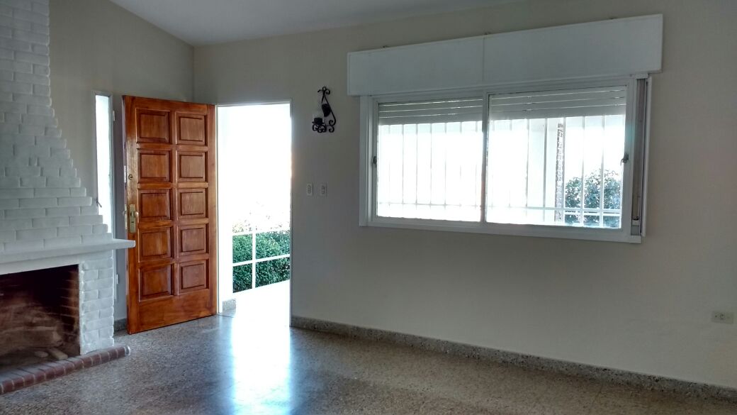 Mina Clavero Casa y tres departamentos