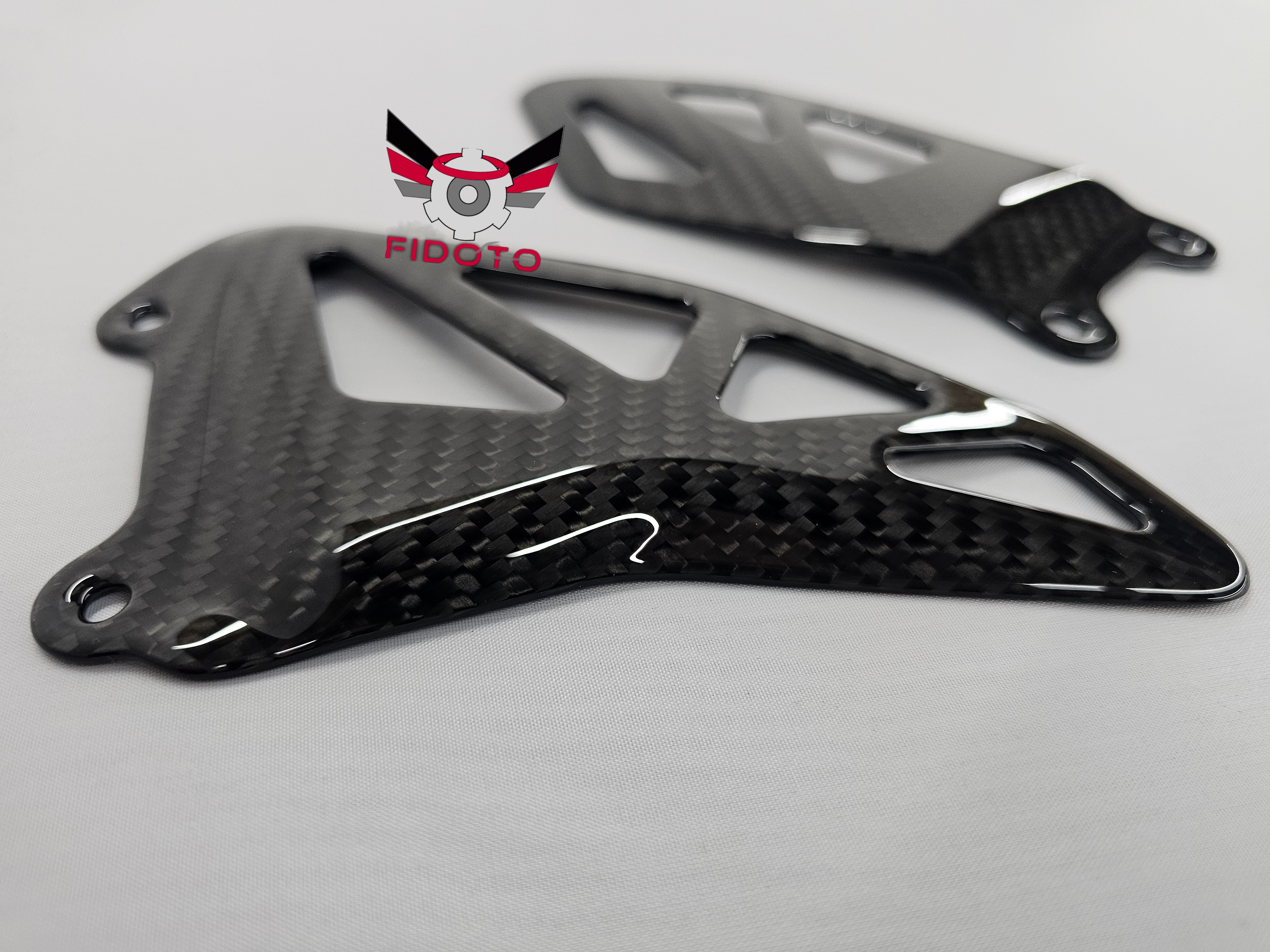 Suzuki GSXR 1000 2017 - 2022 / Heel Guards