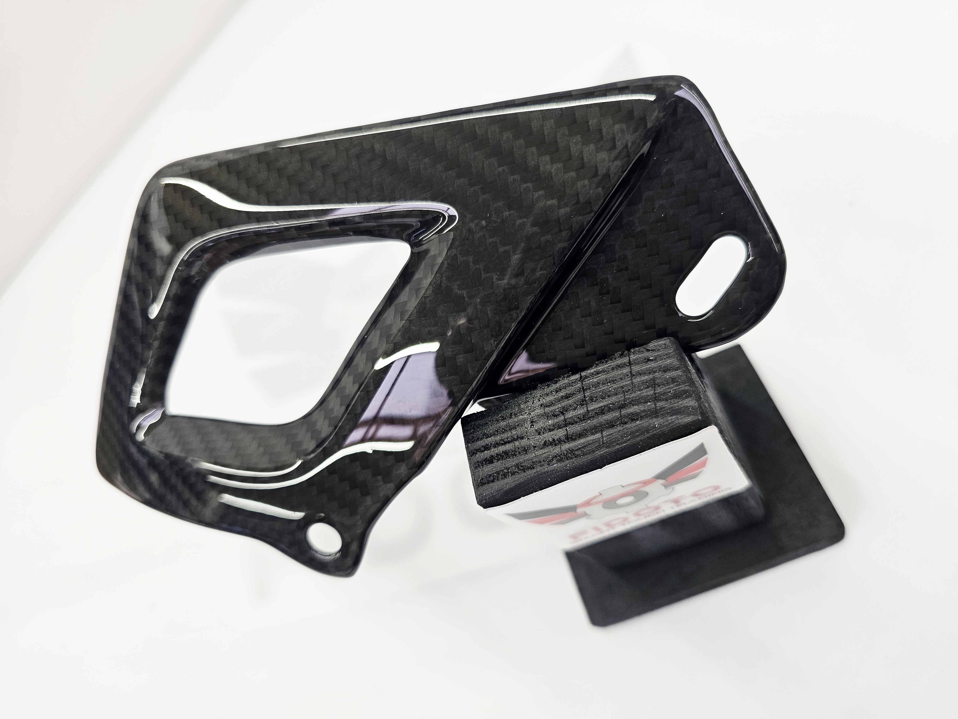 Aprilia RSV4 2015 - 2020 / Chain Guard Lower