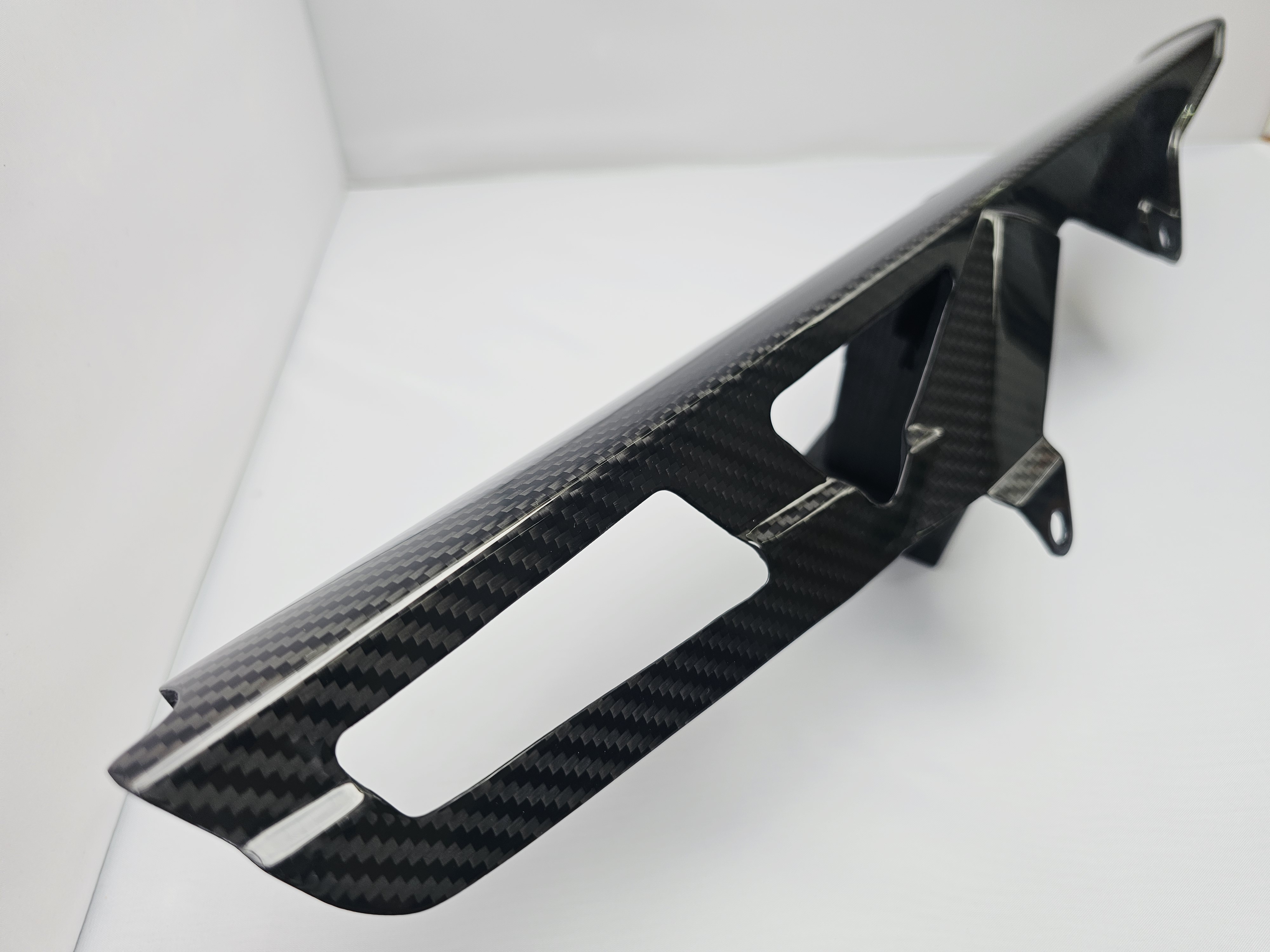 Suzuki GSXR 1000 > 2017 - 2021 / Chain Guard