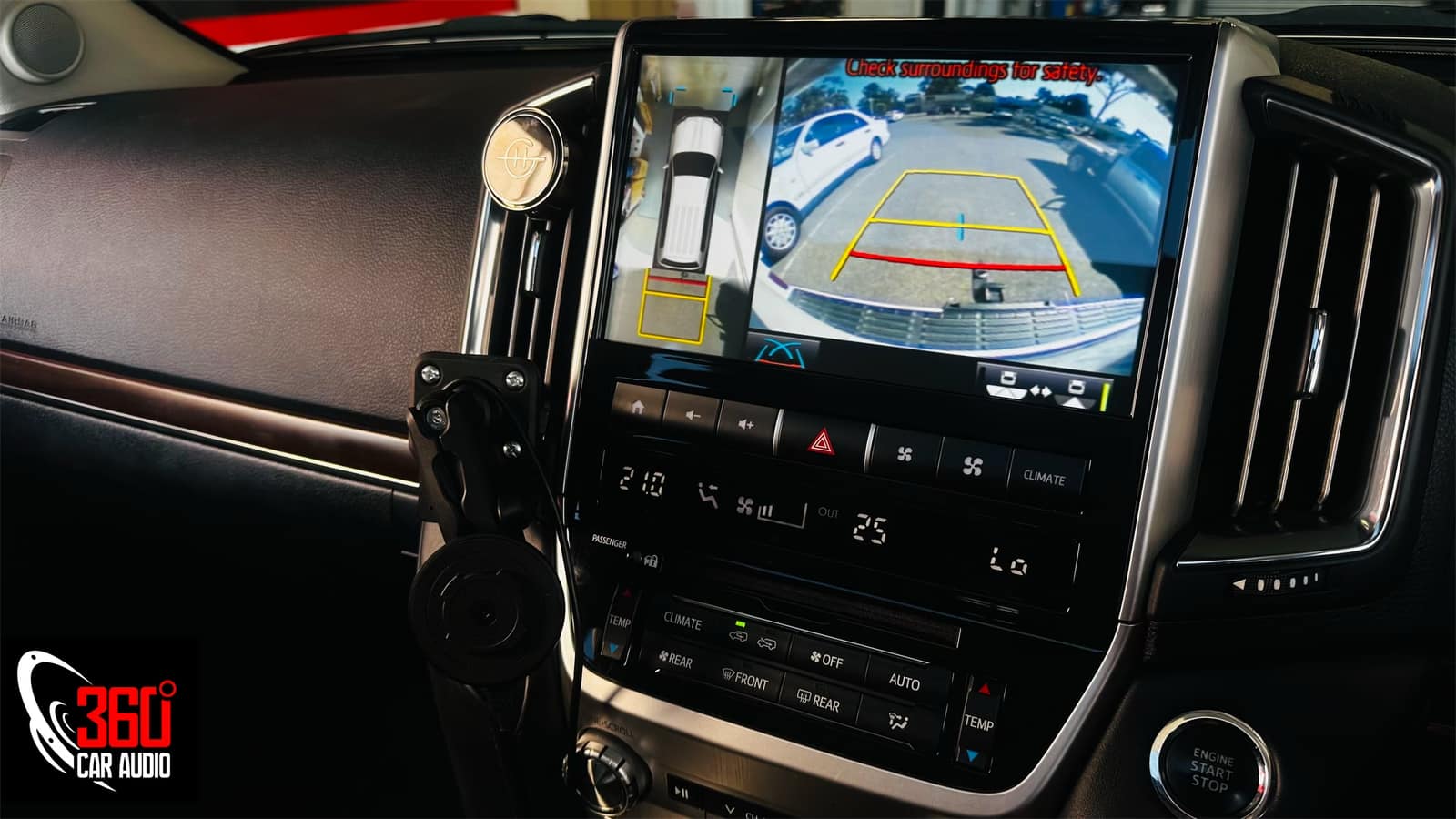 Toyota Land Cruiser 200 Series LC200 sahara Vx   10.1" HD screen 