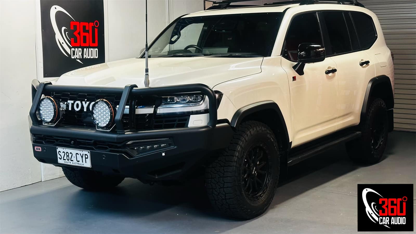 TOYOTA LandCruiser 300 GR Sport 