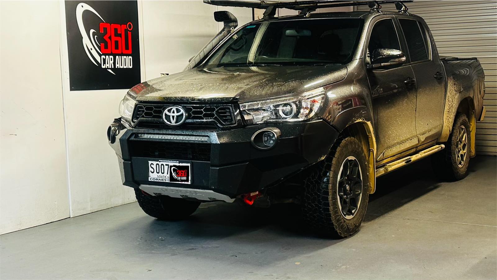 Toyota Hilux 2015-2020 /25 