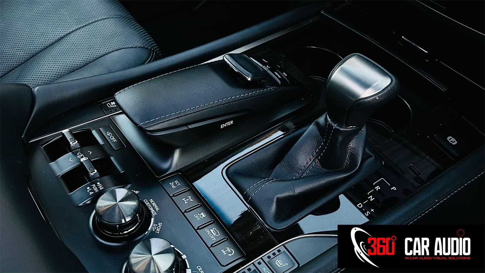 Lexus LX570