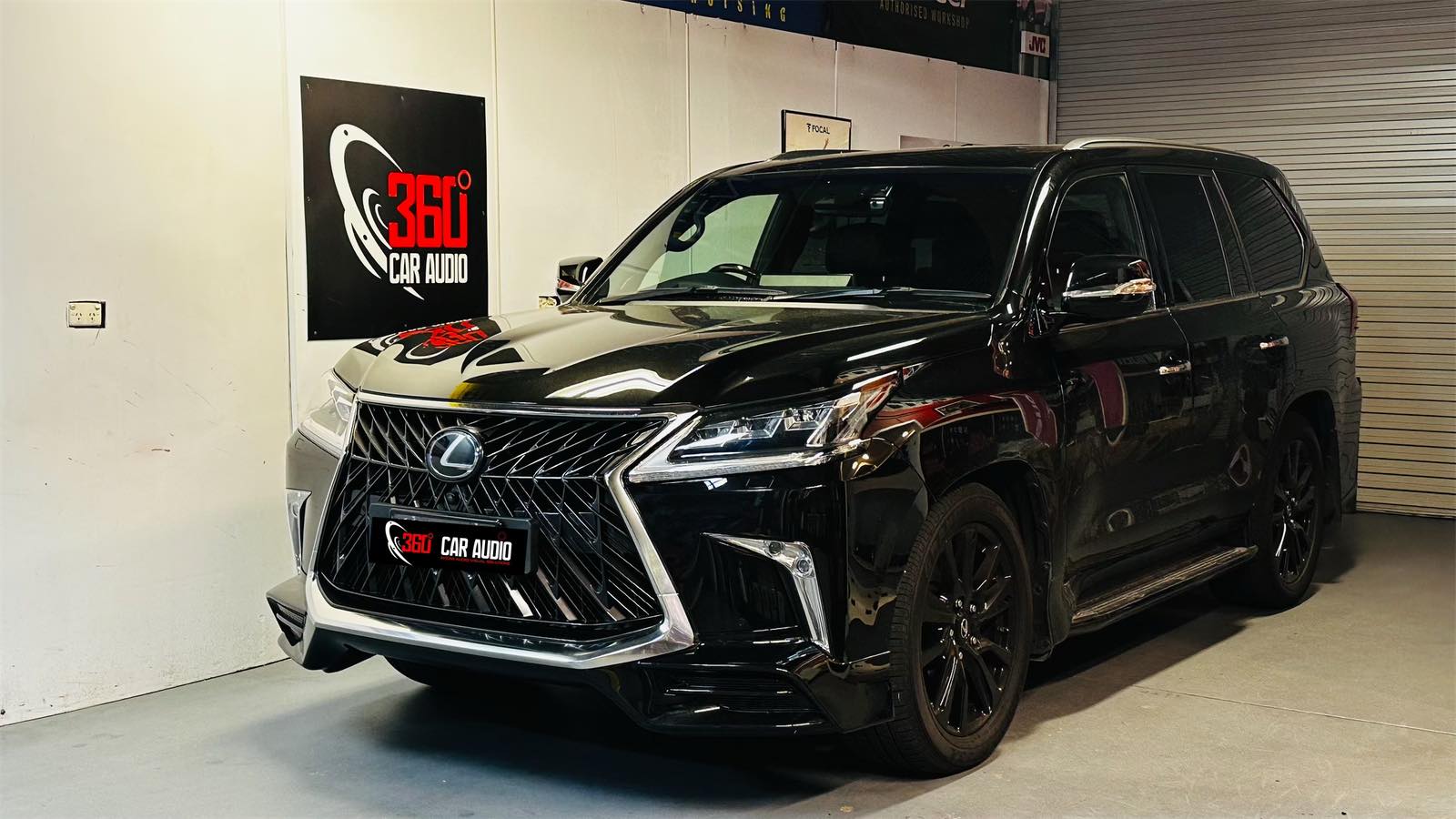 Lexus LX570