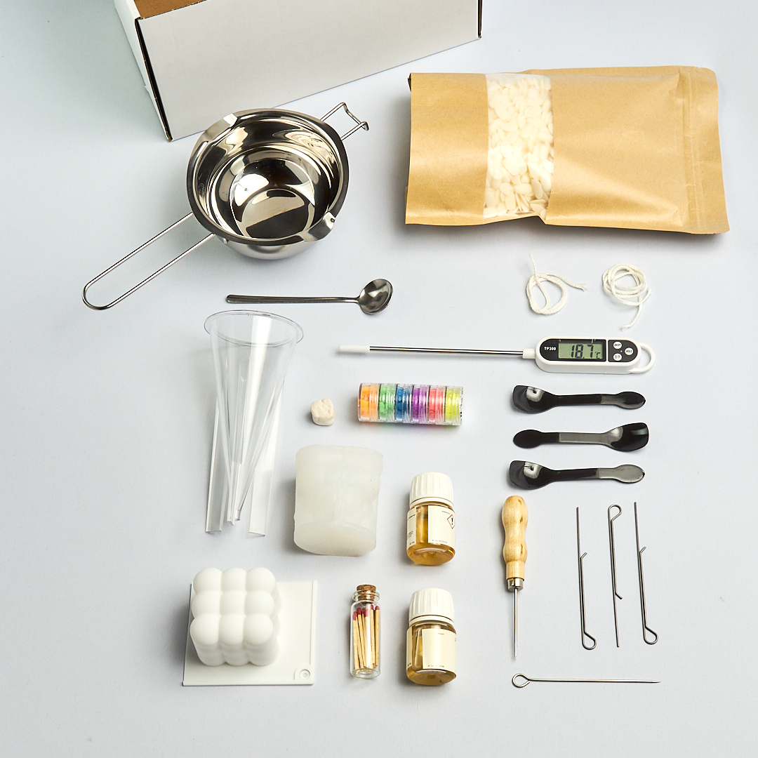 Kit DIY Bougies Moulées :  Donnez forme à la cire