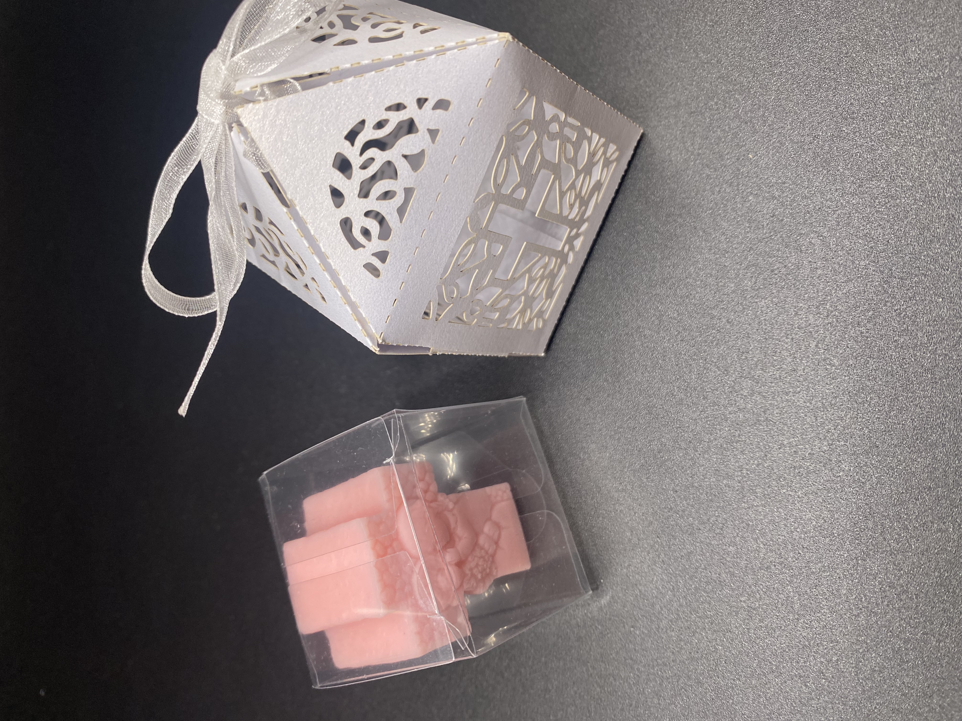 Petite croix décorative