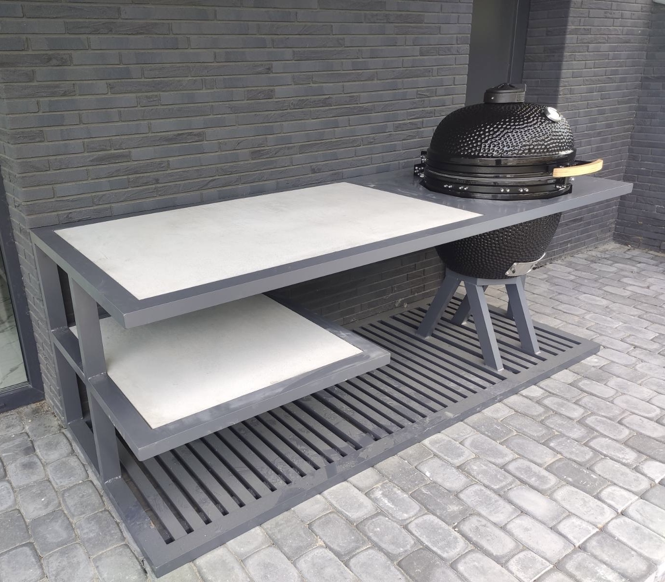 Aliuminis stalas kepsninėms