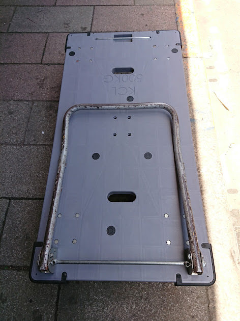 更換車破裂車板