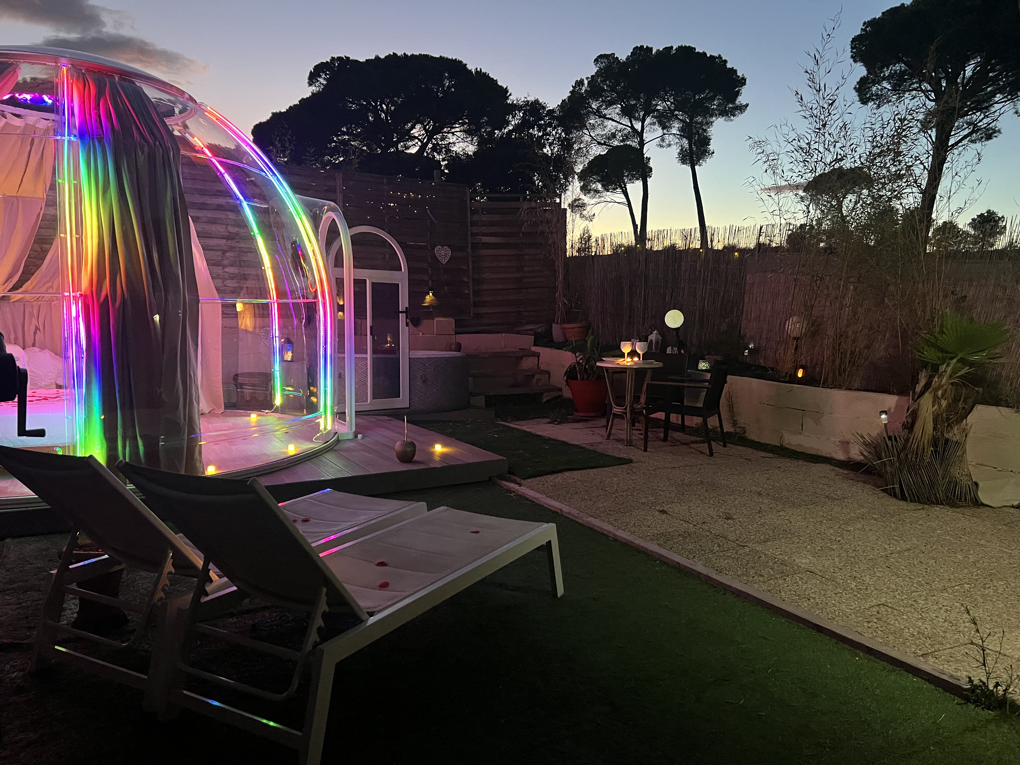 nuit bulle avec un modelage de 60 minutes pour elle