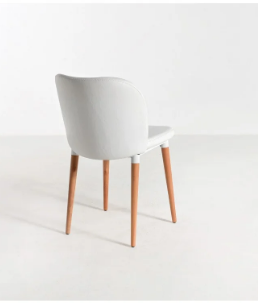 ASIENTO CON PATAS DE MADERA LUSTRADA.