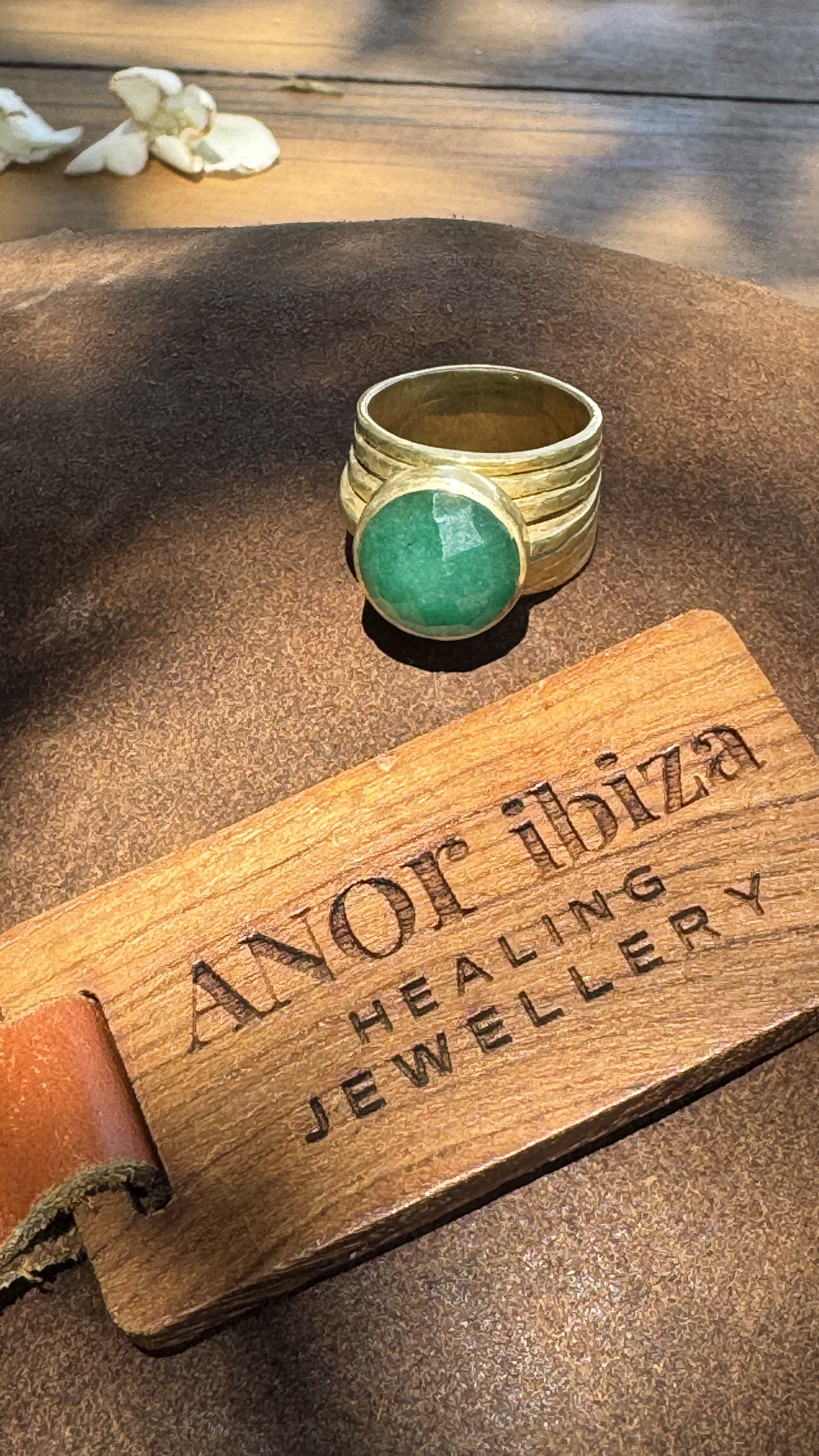  Green Onyx Brass Ring 