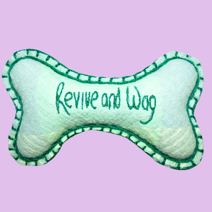Terrific medium green Dog Bone wool 
