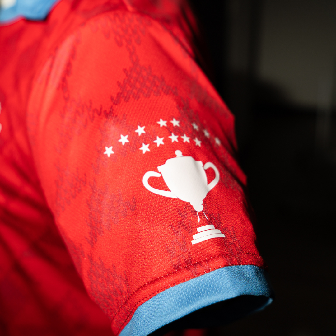 Los Puros Criollos - Red