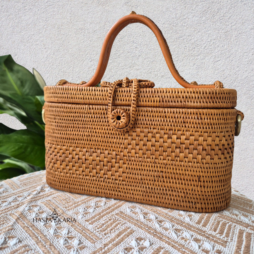 Benita Premium with Leather Handle