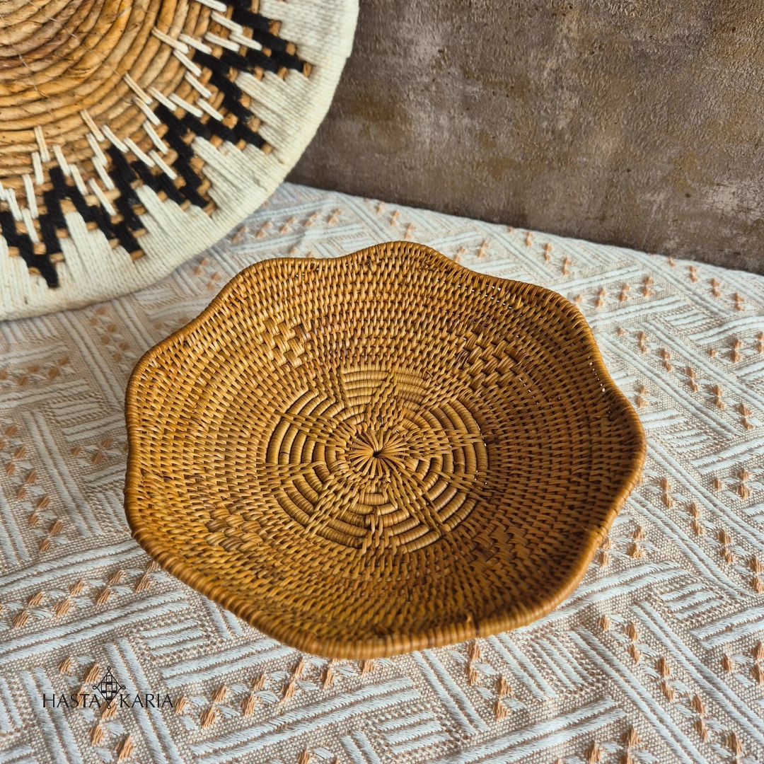 Handwoven Atta Standing Tray