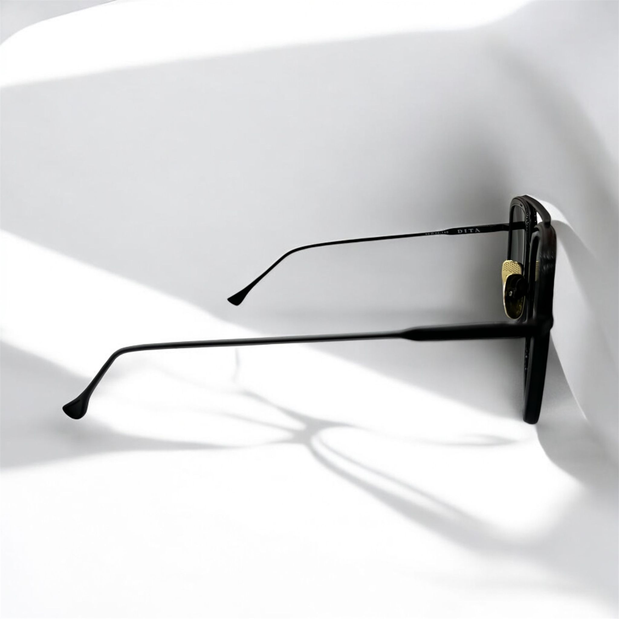 DİTA ERKEK GÜNEŞ GÖZLÜĞÜ