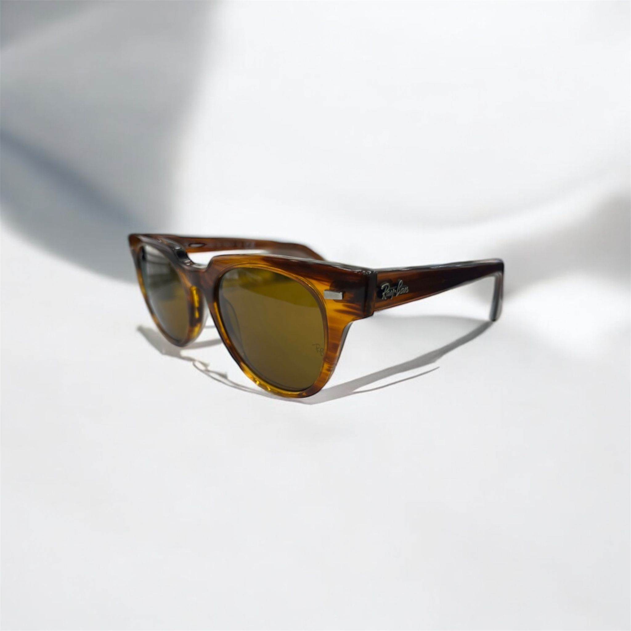 RAY-BAN KADIN GÜNEŞ GÖZLÜĞÜ