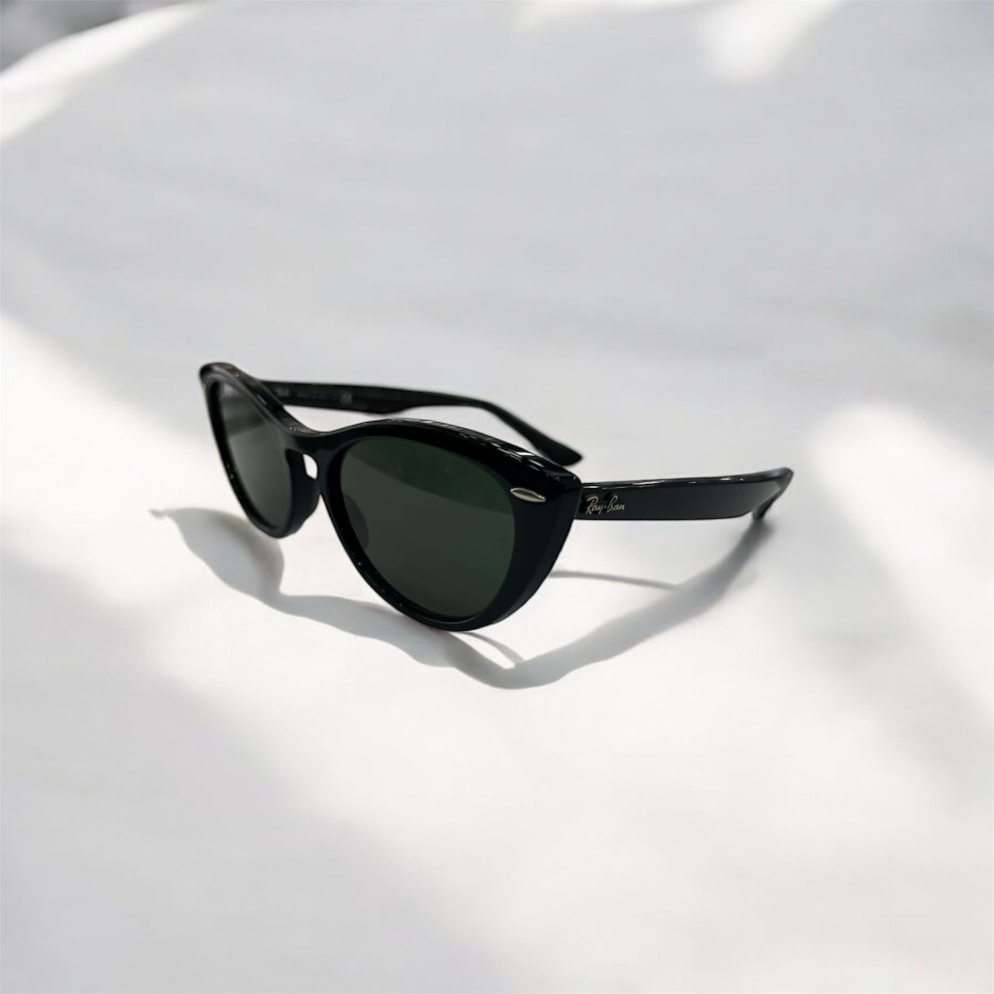 RAY-BAN KADIN GÜNEŞ GÖZLÜĞÜ