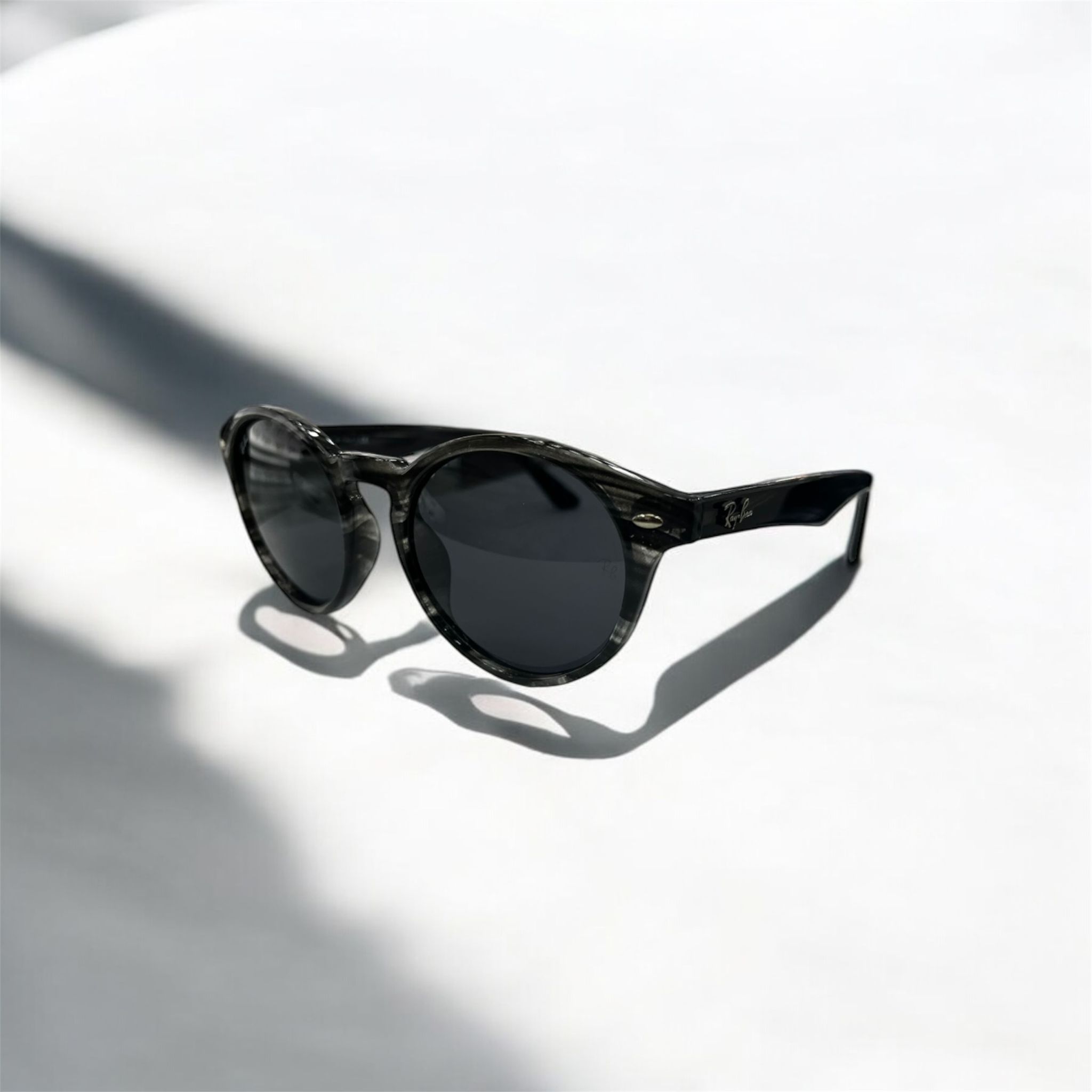 RAY-BAN KADIN GÜNEŞ GÖZLÜĞÜ
