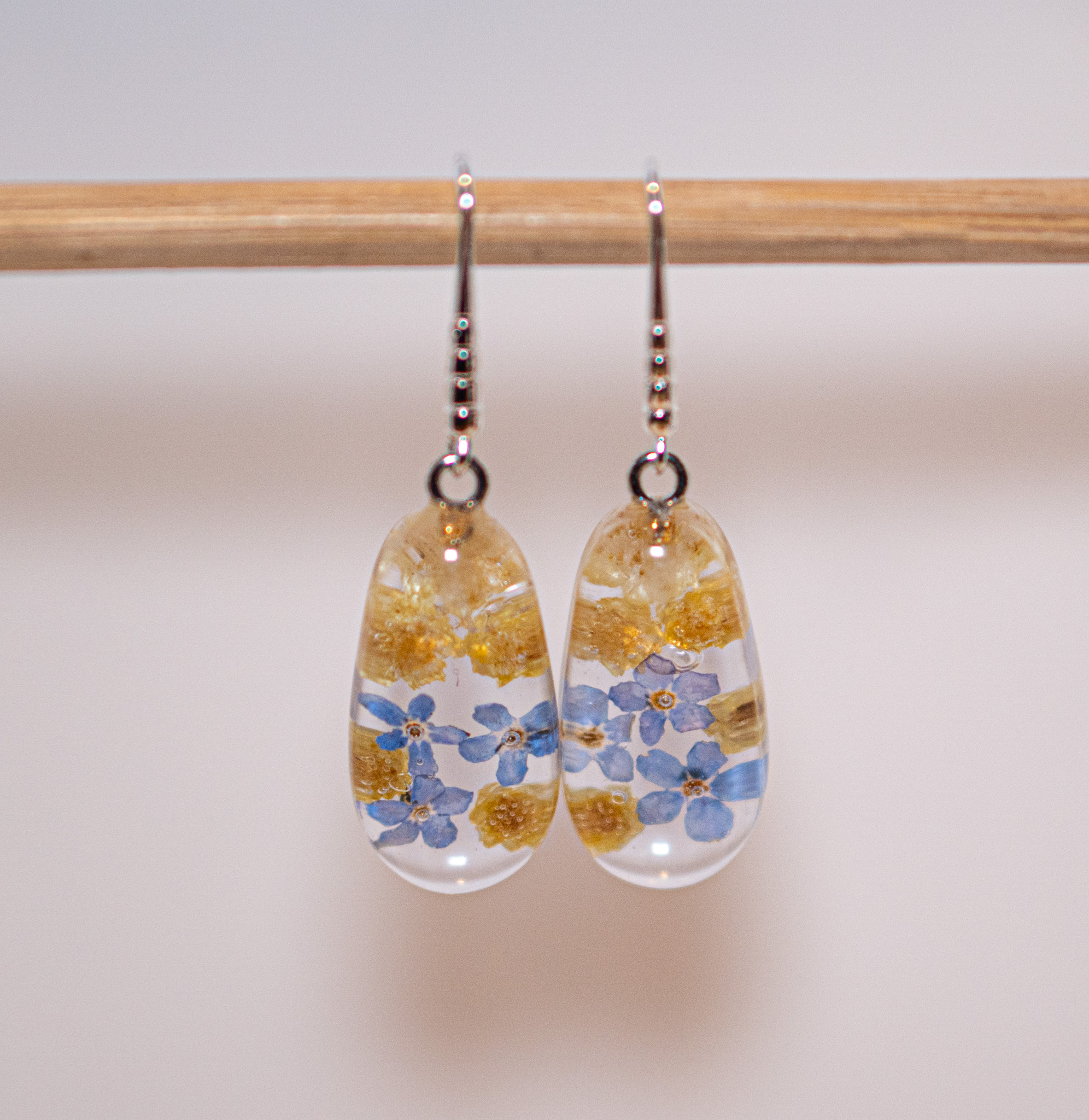 Boucles d'oreilles en résine