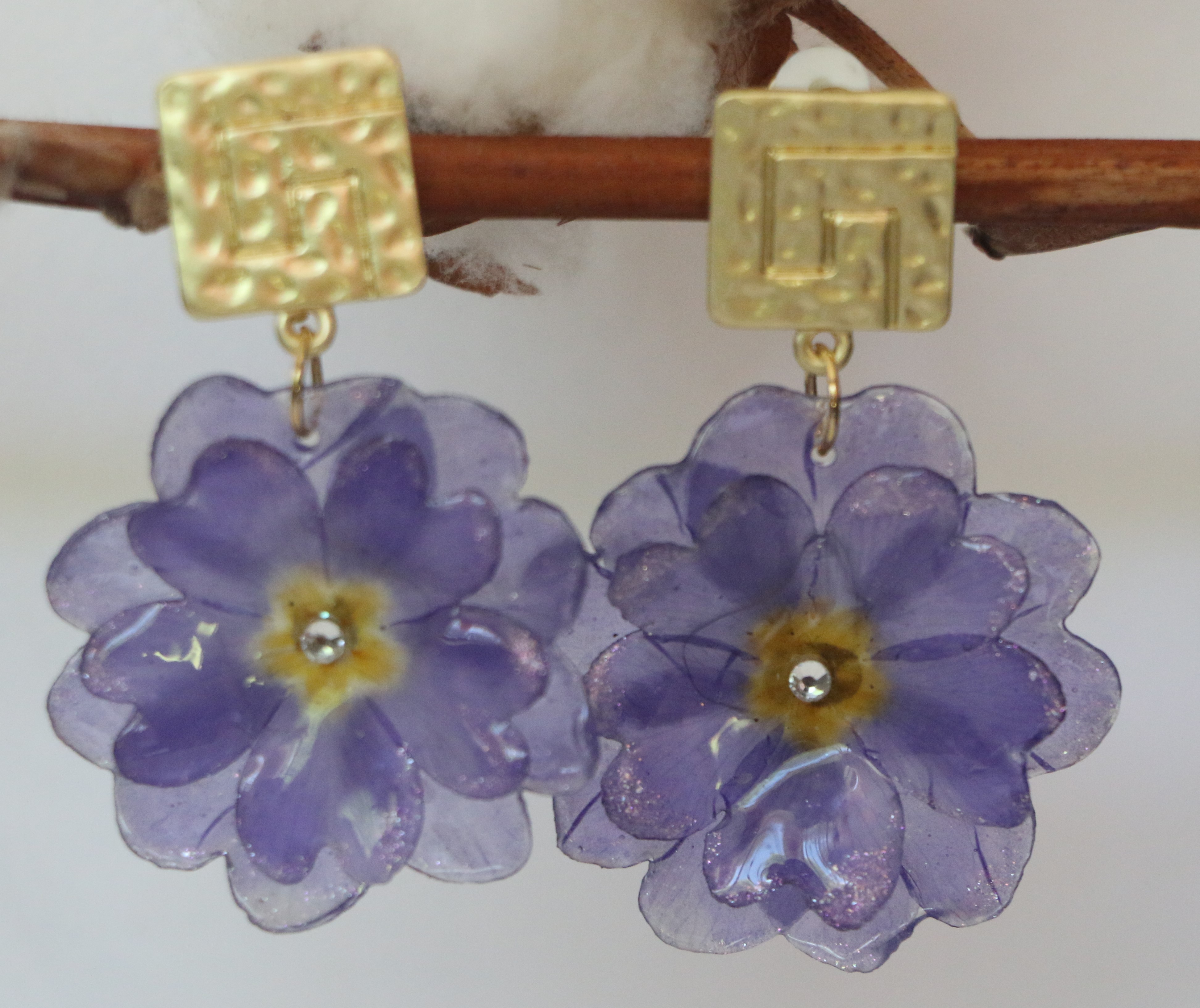 Boucles d'oreilles Primevère doublée fermoir Zamak doré