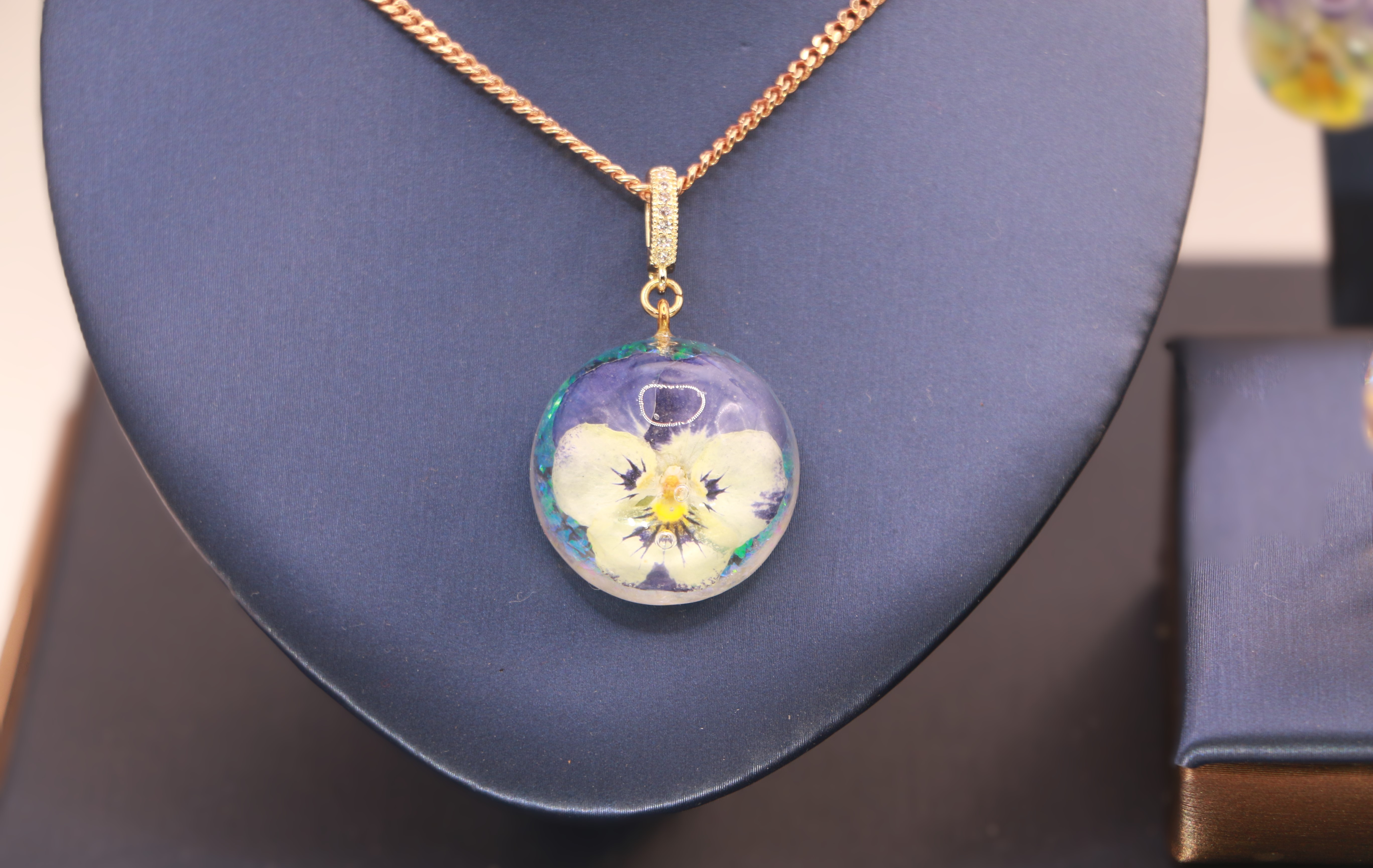 Parure 3 pièces en Pensée bicolore