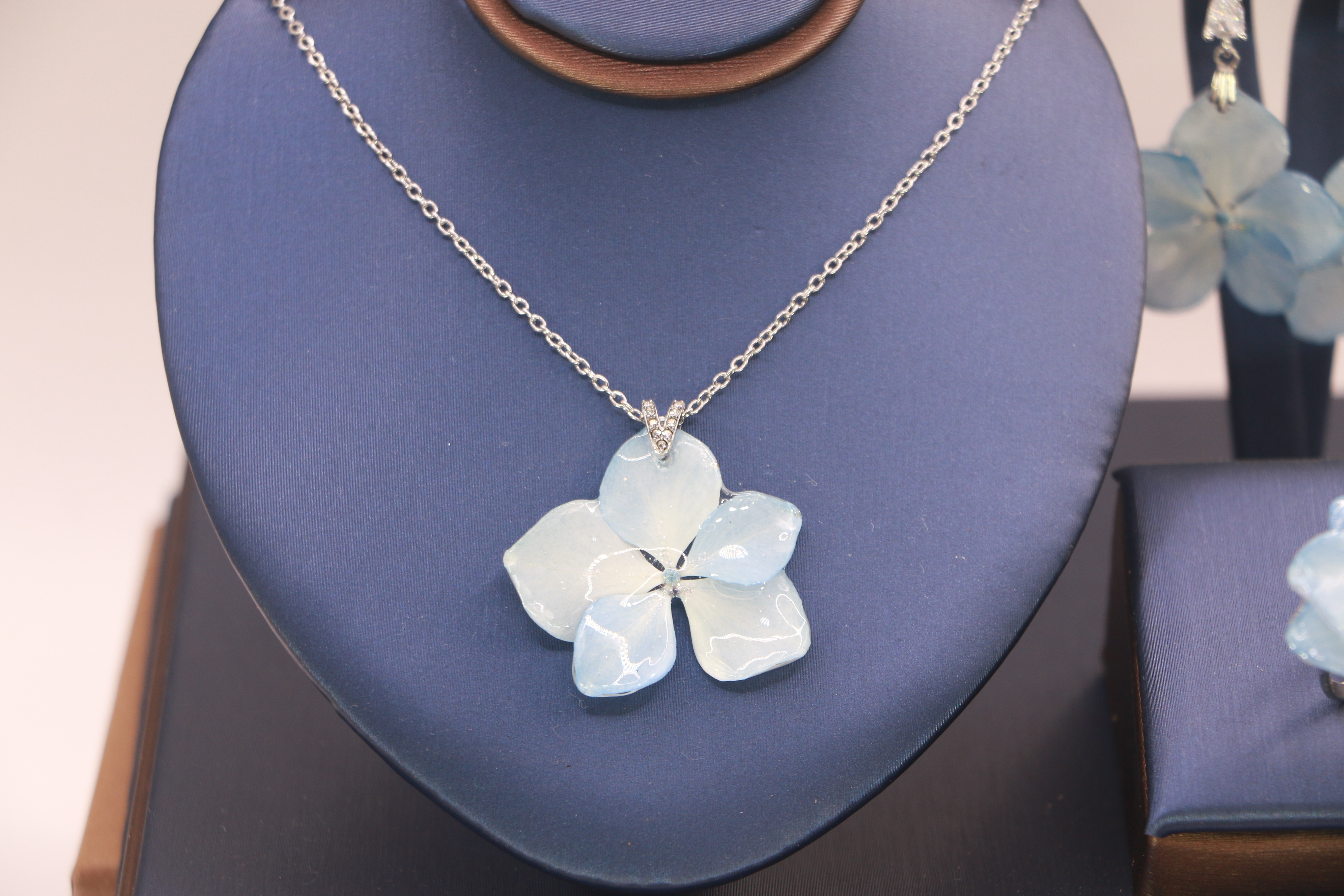 Parure 3 pièces en Hortensia Bleu clair