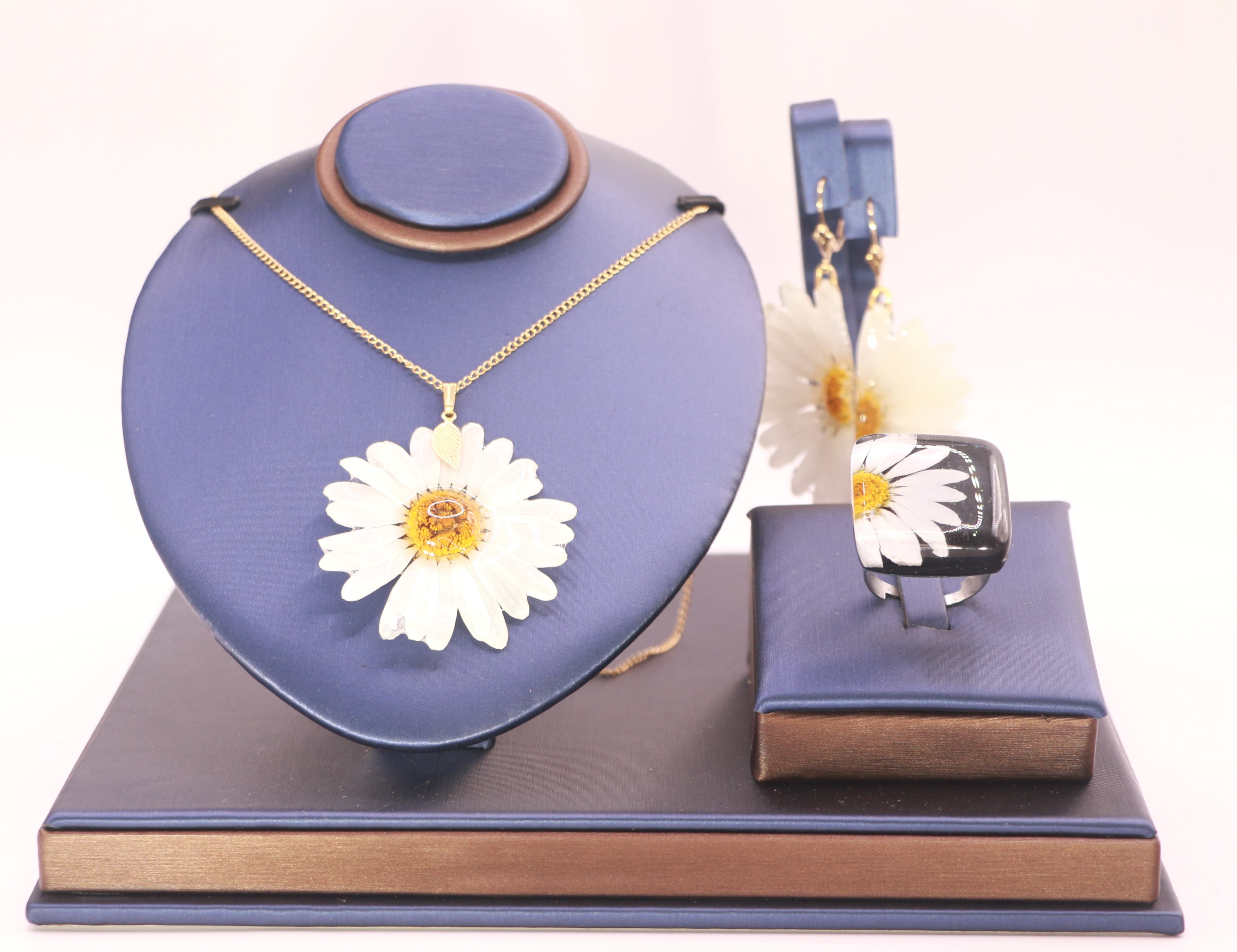 Parure 3 pièces en Camomille et Or 14k