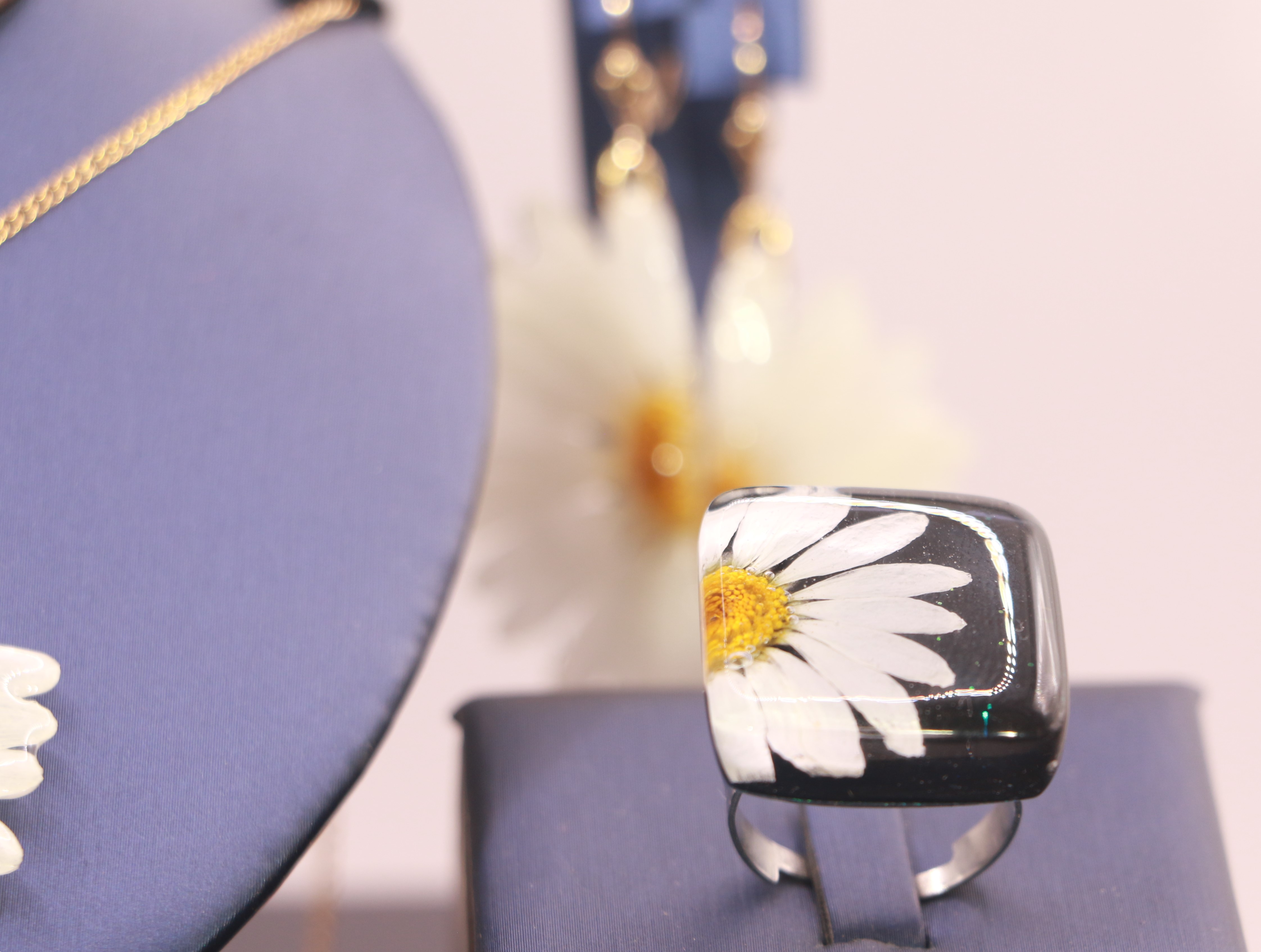 Parure 3 pièces en Camomille et Or 14k