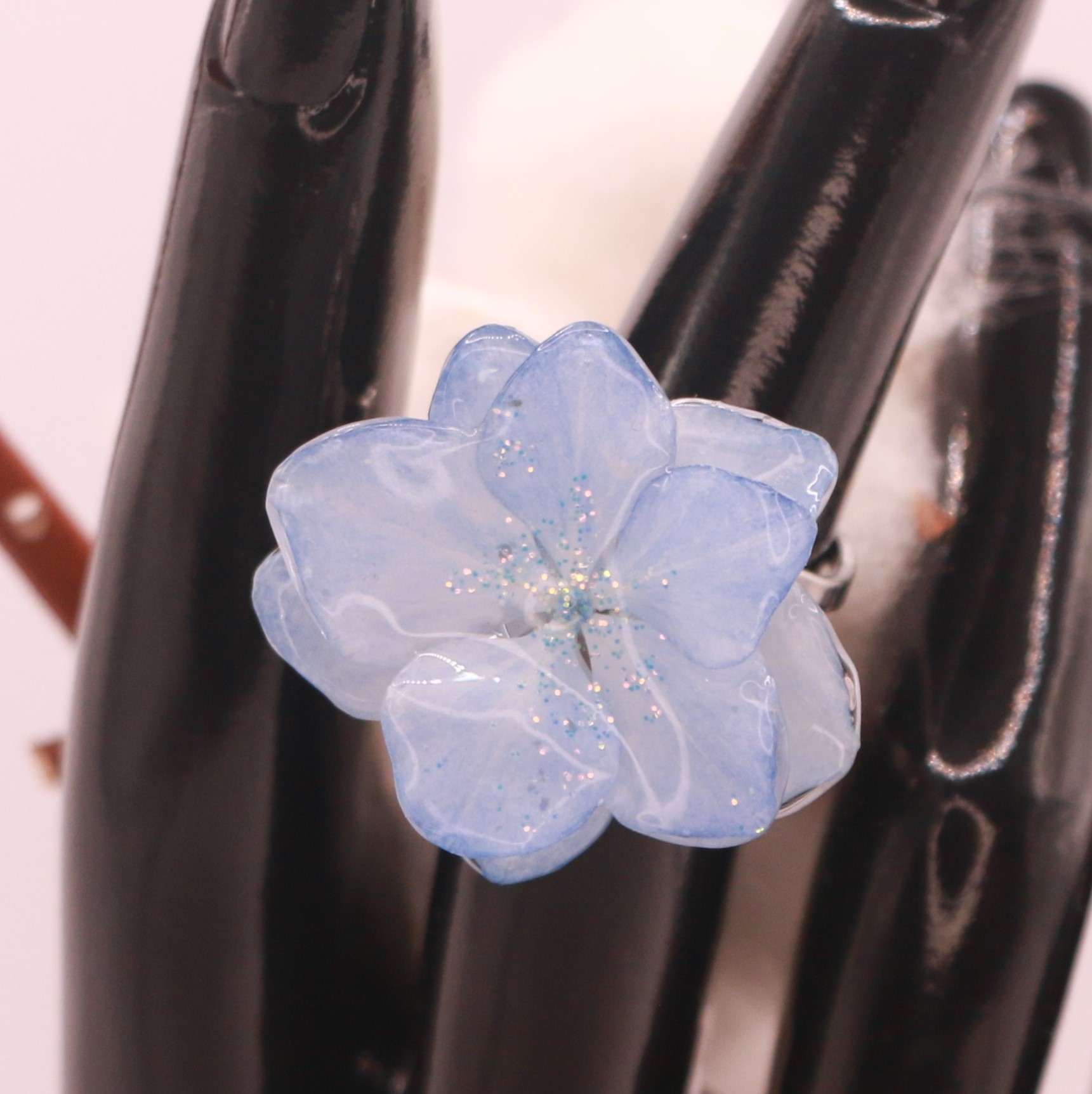 Bague en Hortensia doublé