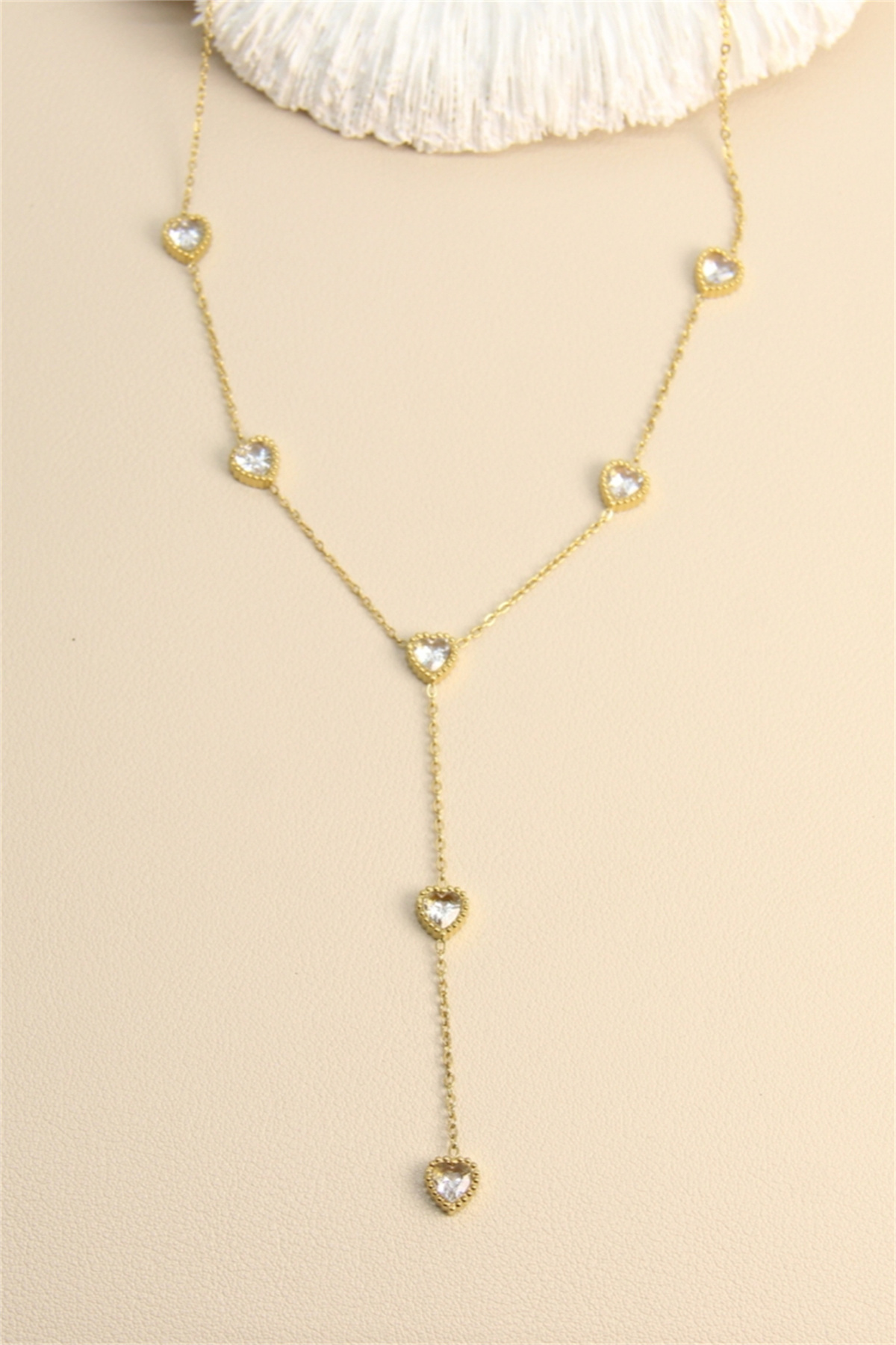 COLLIER MAUD