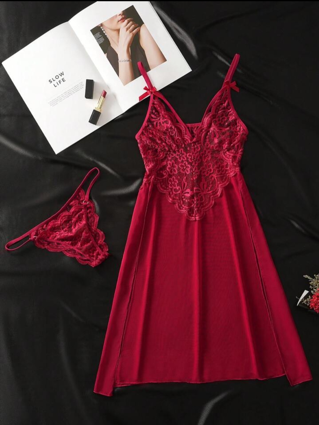 Nuisettes Sexy rouge avec string