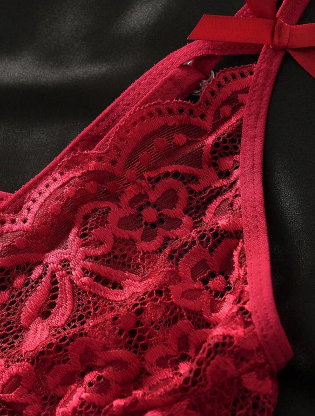 Nuisettes Sexy rouge avec string