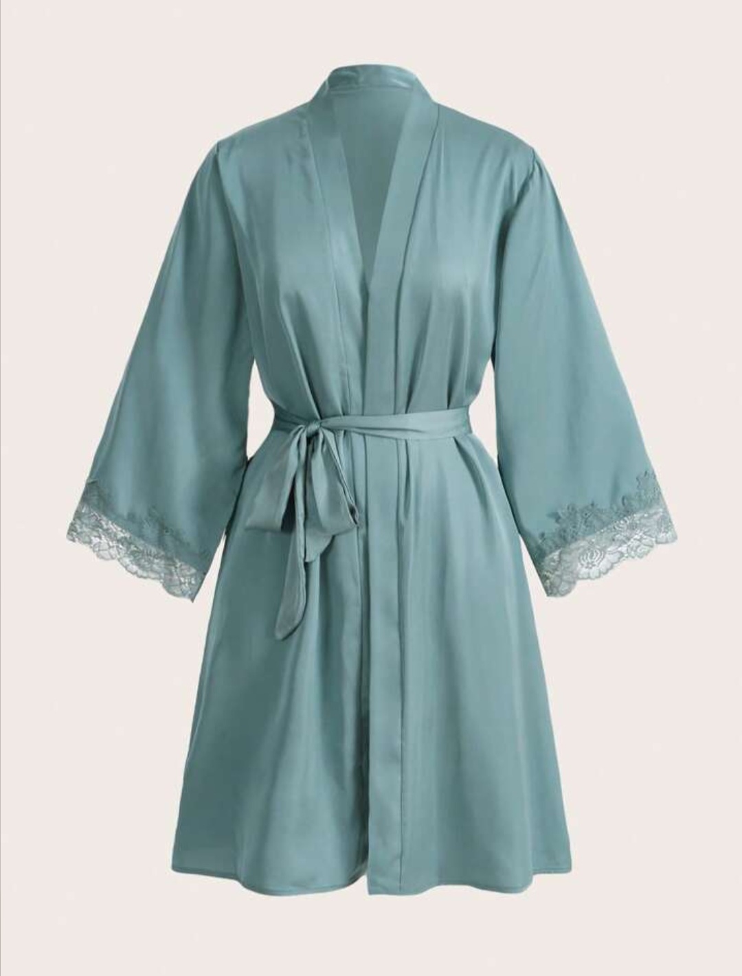 Nuisette et Peignoir en Satin