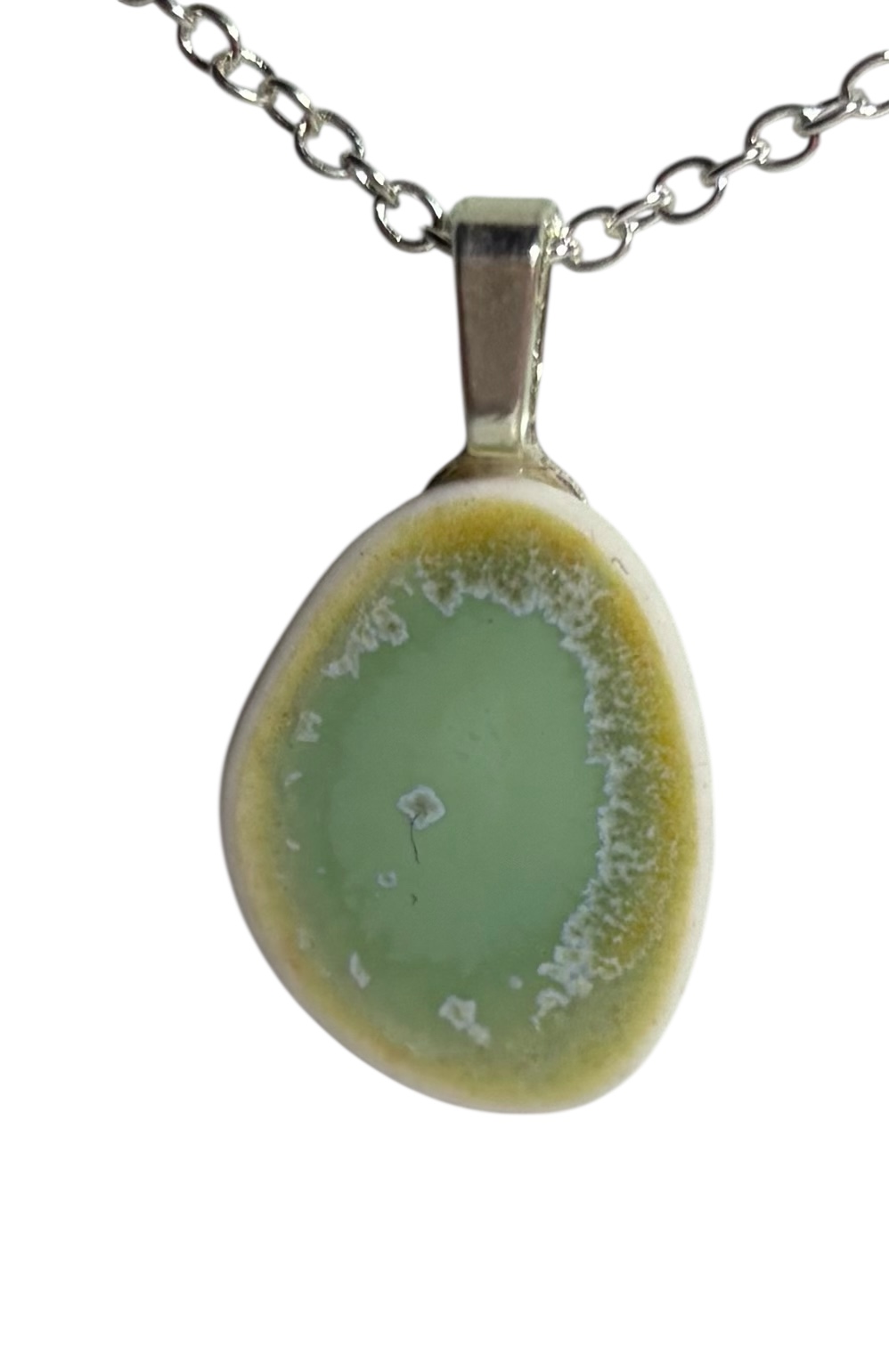 Studio 23 porcelain pebble pendant - Ivy
