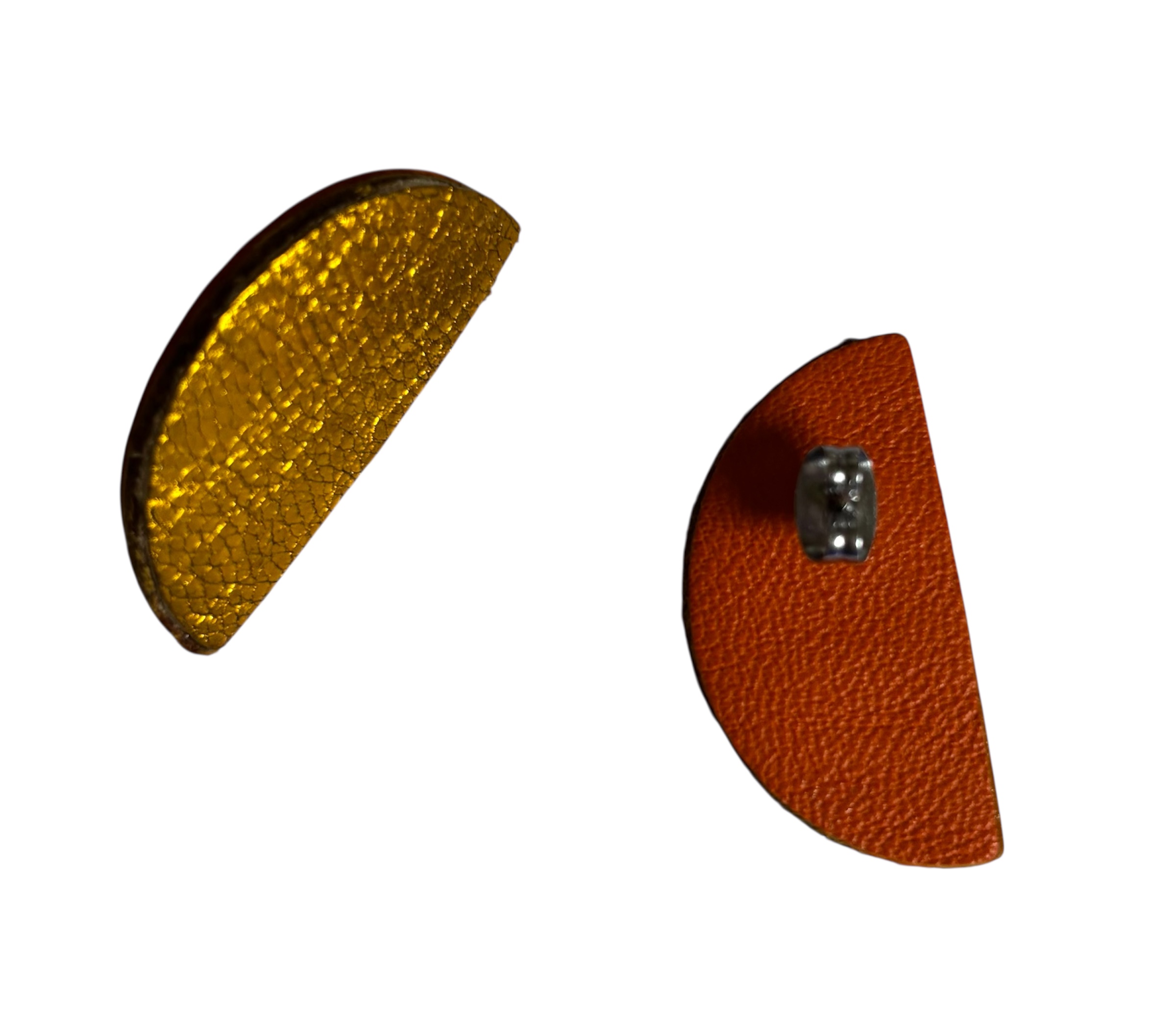 SEMI CIRCLE STUDS - METALLIC ORANGE